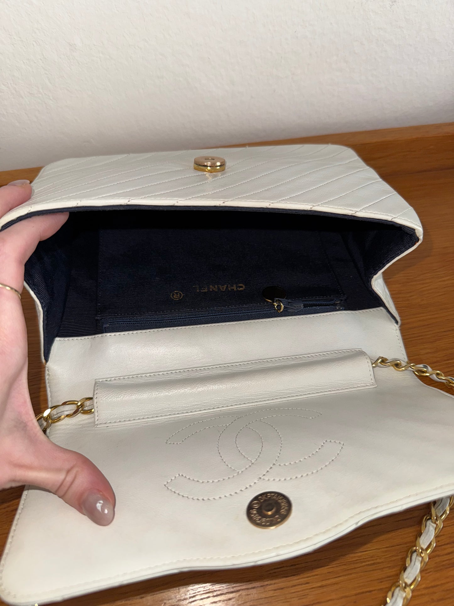 CHANEL DIAGONAL STITCH FLAP OFF WHITE