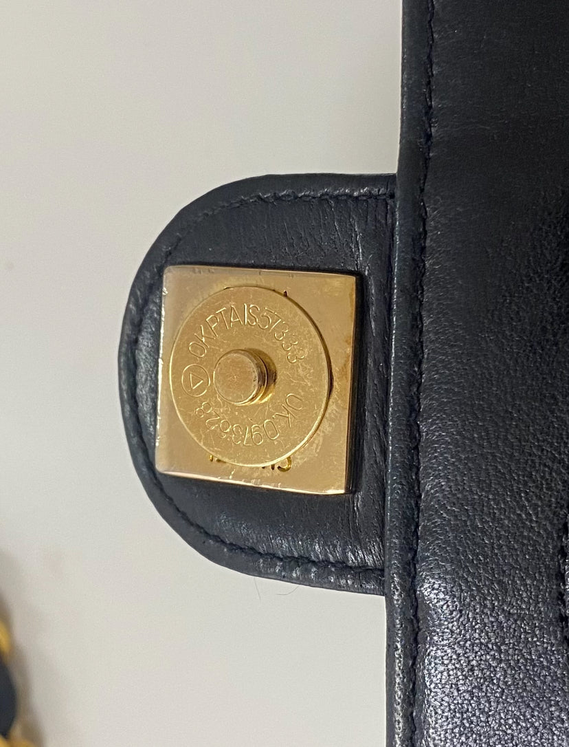CHANEL CLASSIC SINGLE FLAP