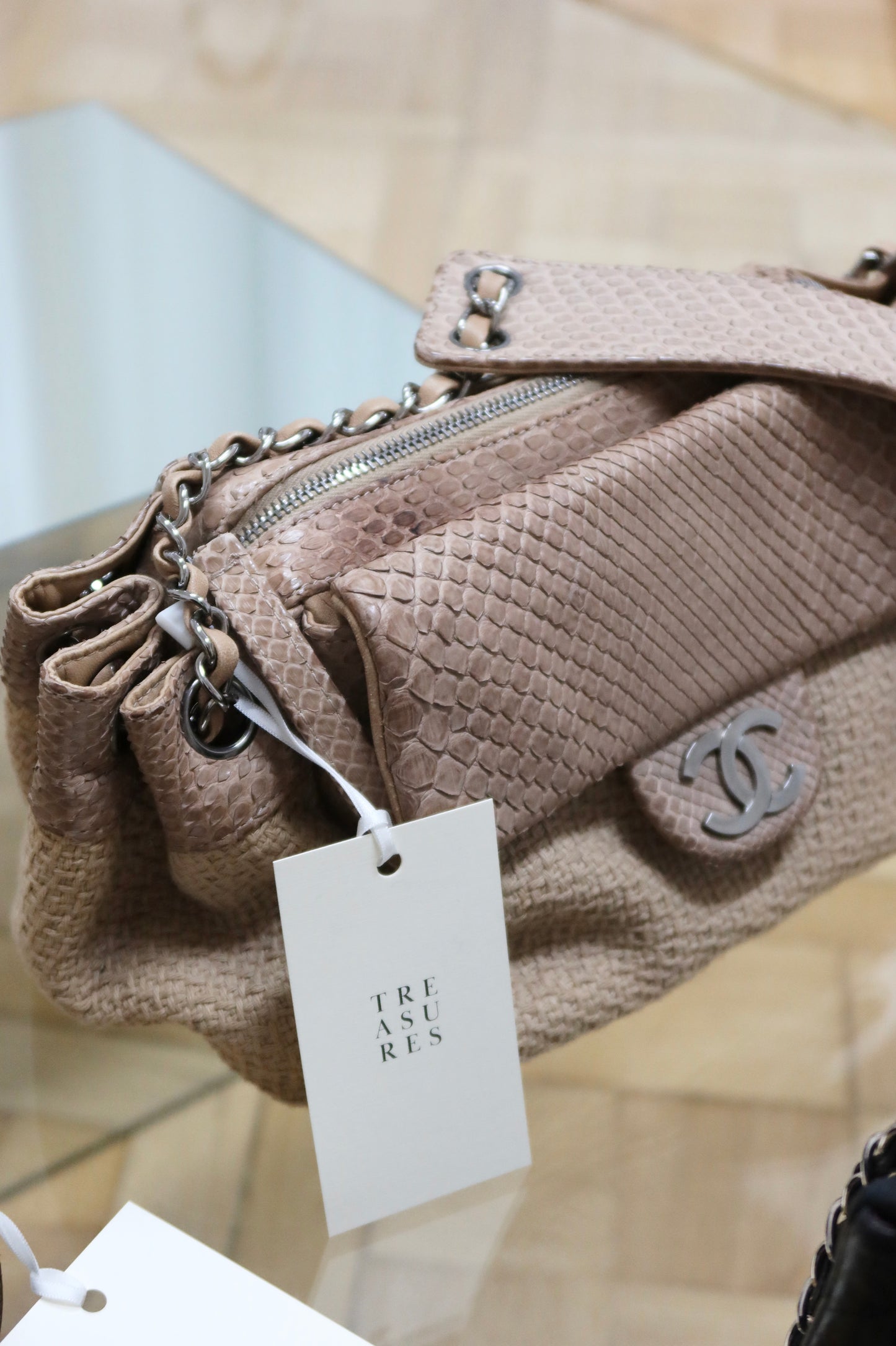CHANEL ULTRA RARE PYTHON CC SHOULDER BAG KARL LAGERFELD 2004-2005
