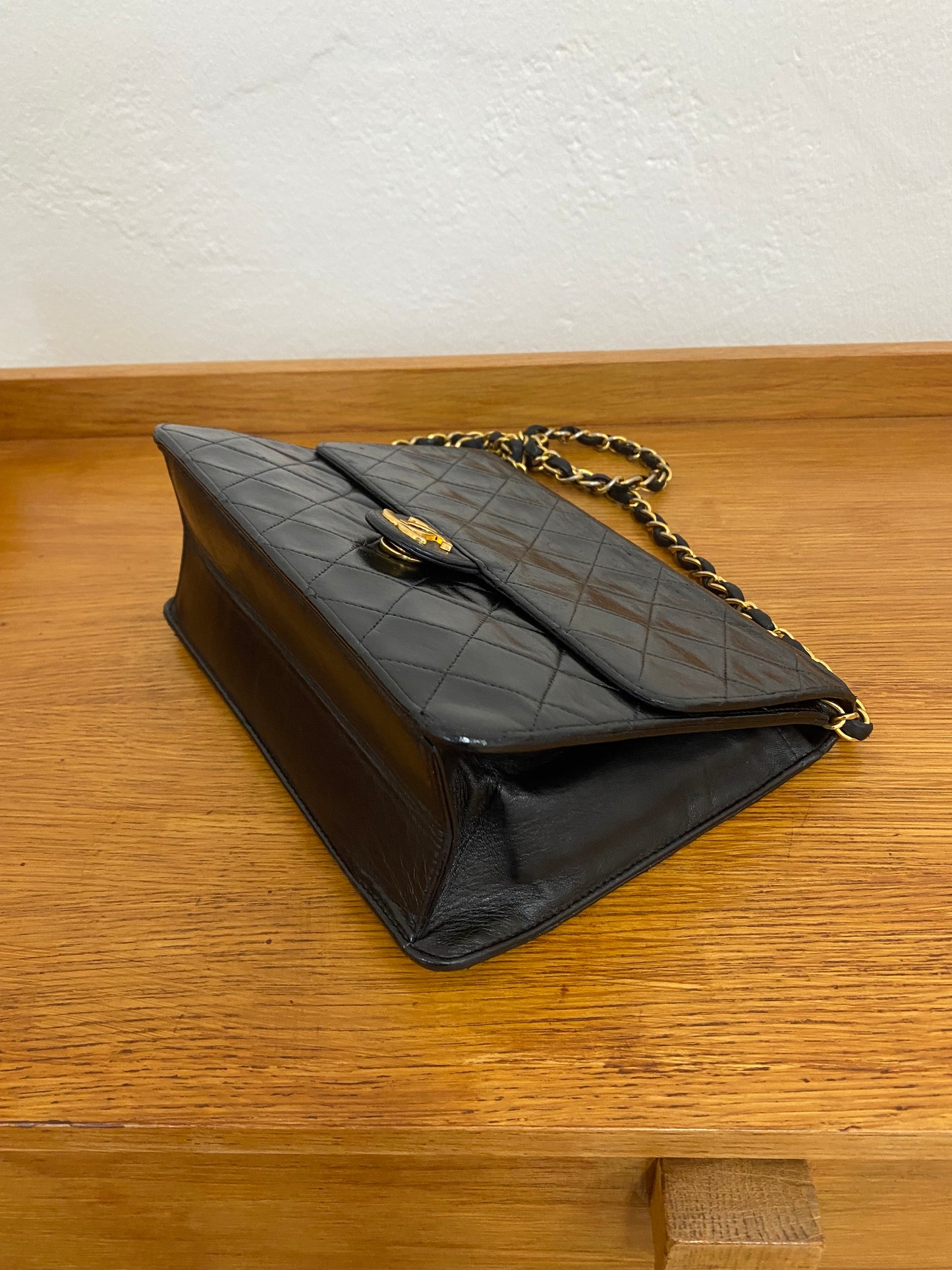 CHANEL CLASSIC SINGLE FLAP