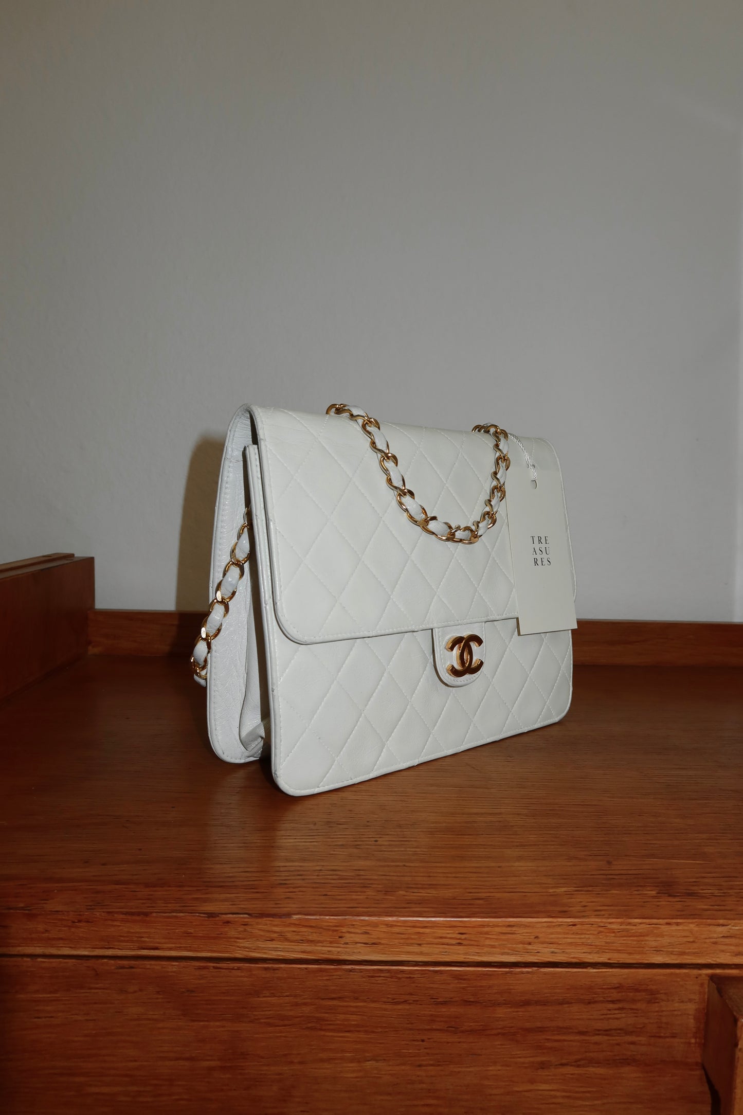 CHANEL 80s SINGLE FLAP BAG CREAM
