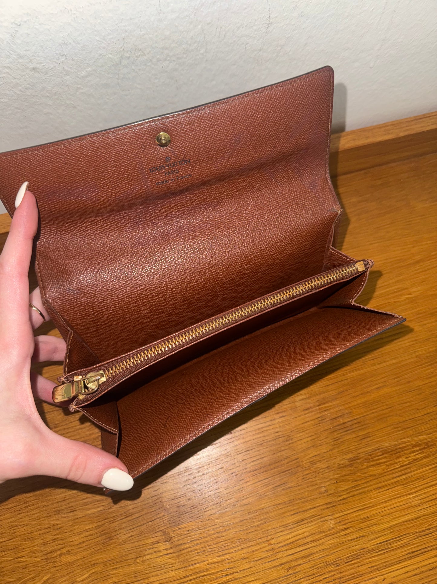 LV WALLET