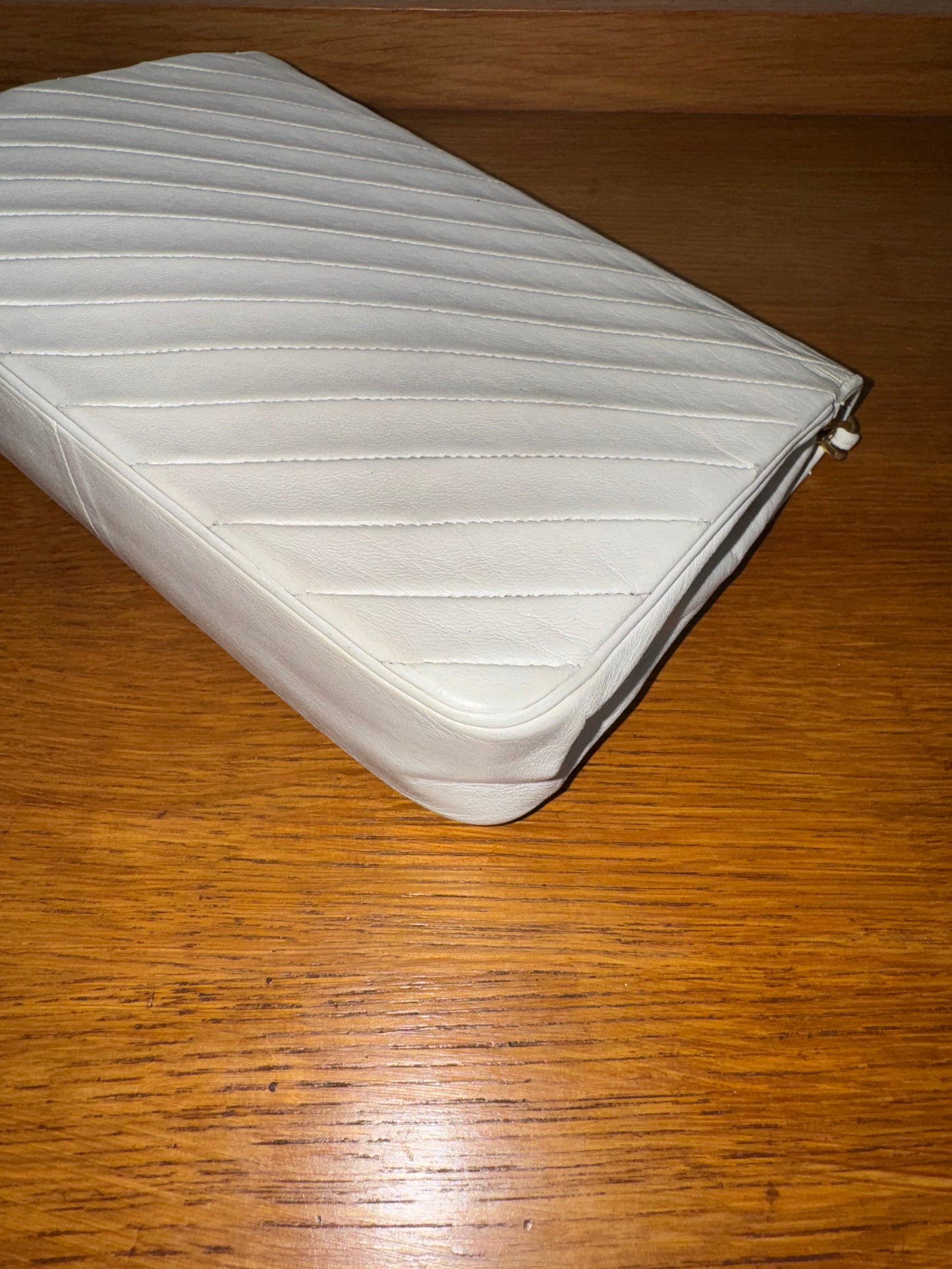 CHANEL DIAGONAL STITCH FLAP OFF WHITE