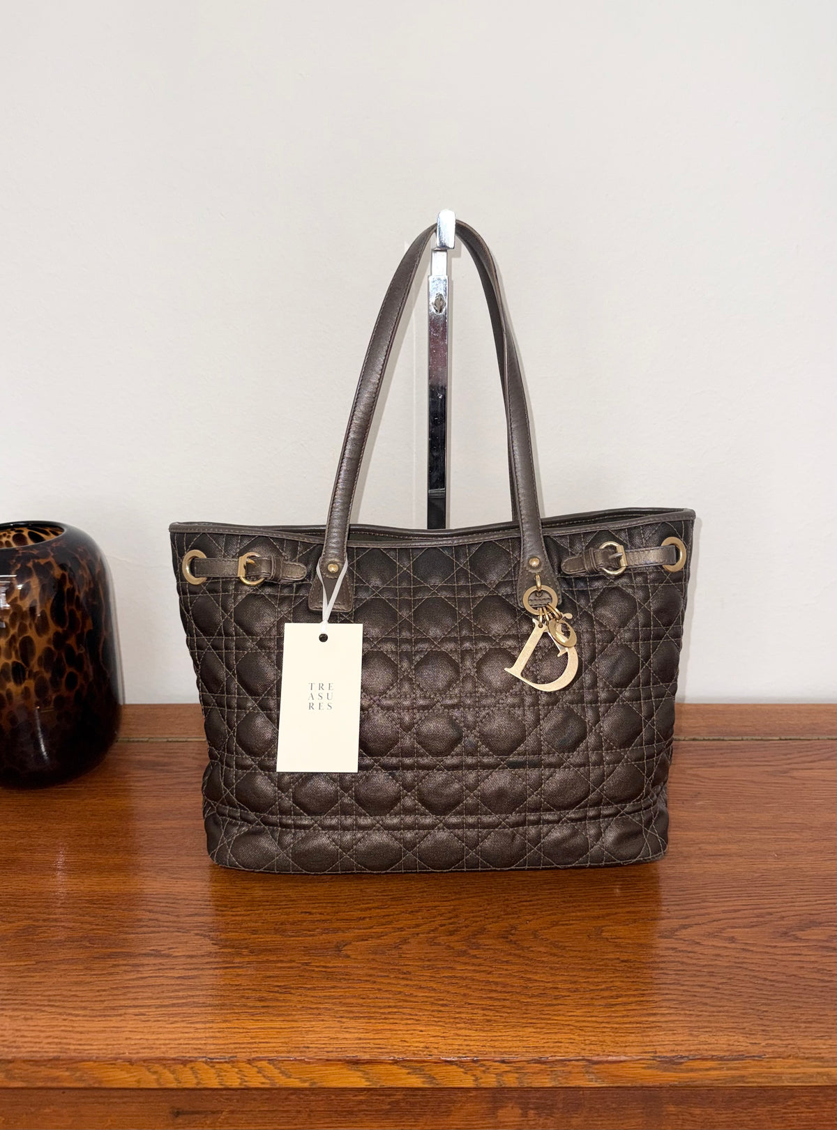 Dior Panarea tote z hnědého coated canvasu Cannage se zlatým hardwarem, foto 11
