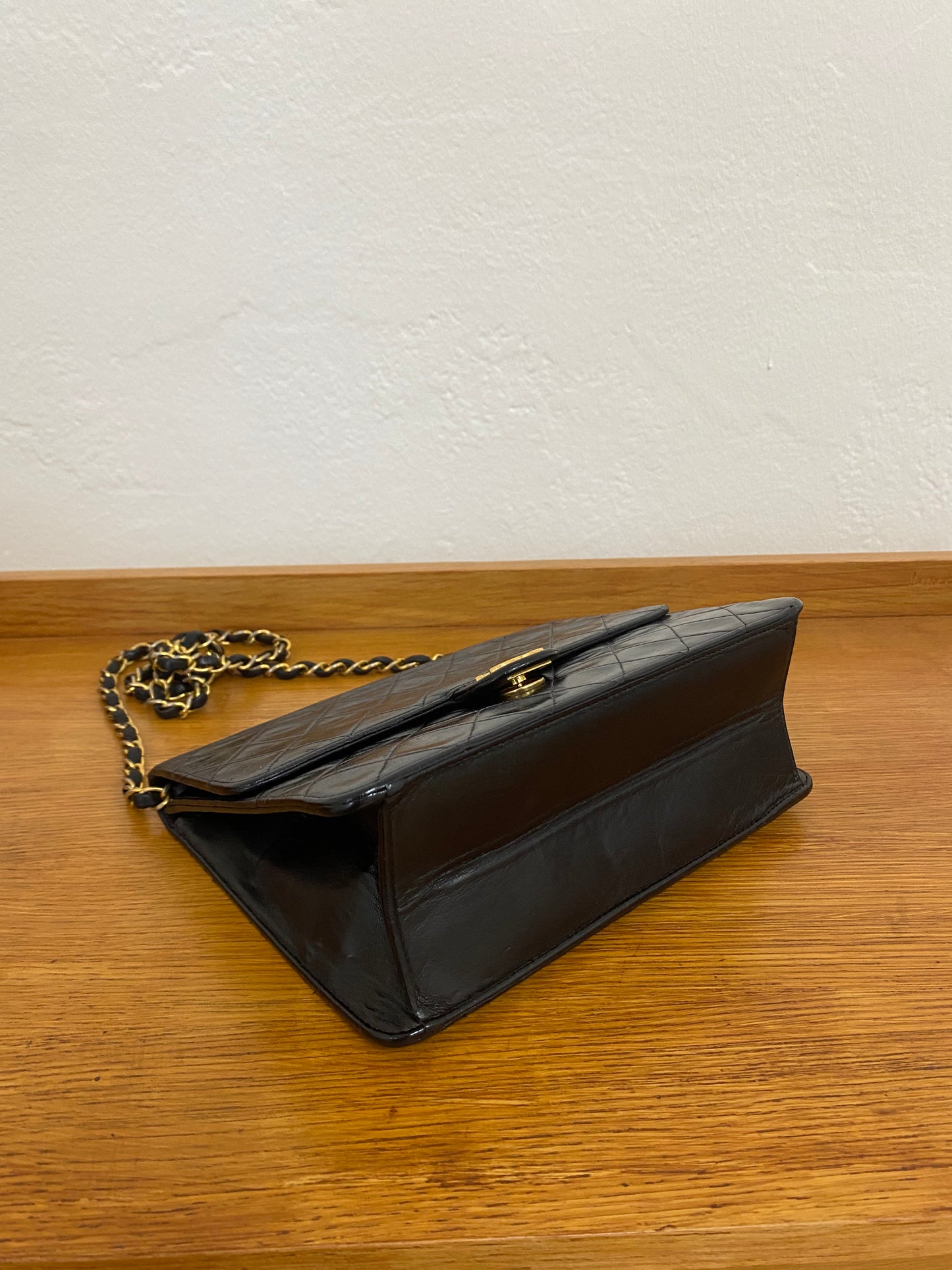 CHANEL CLASSIC SINGLE FLAP