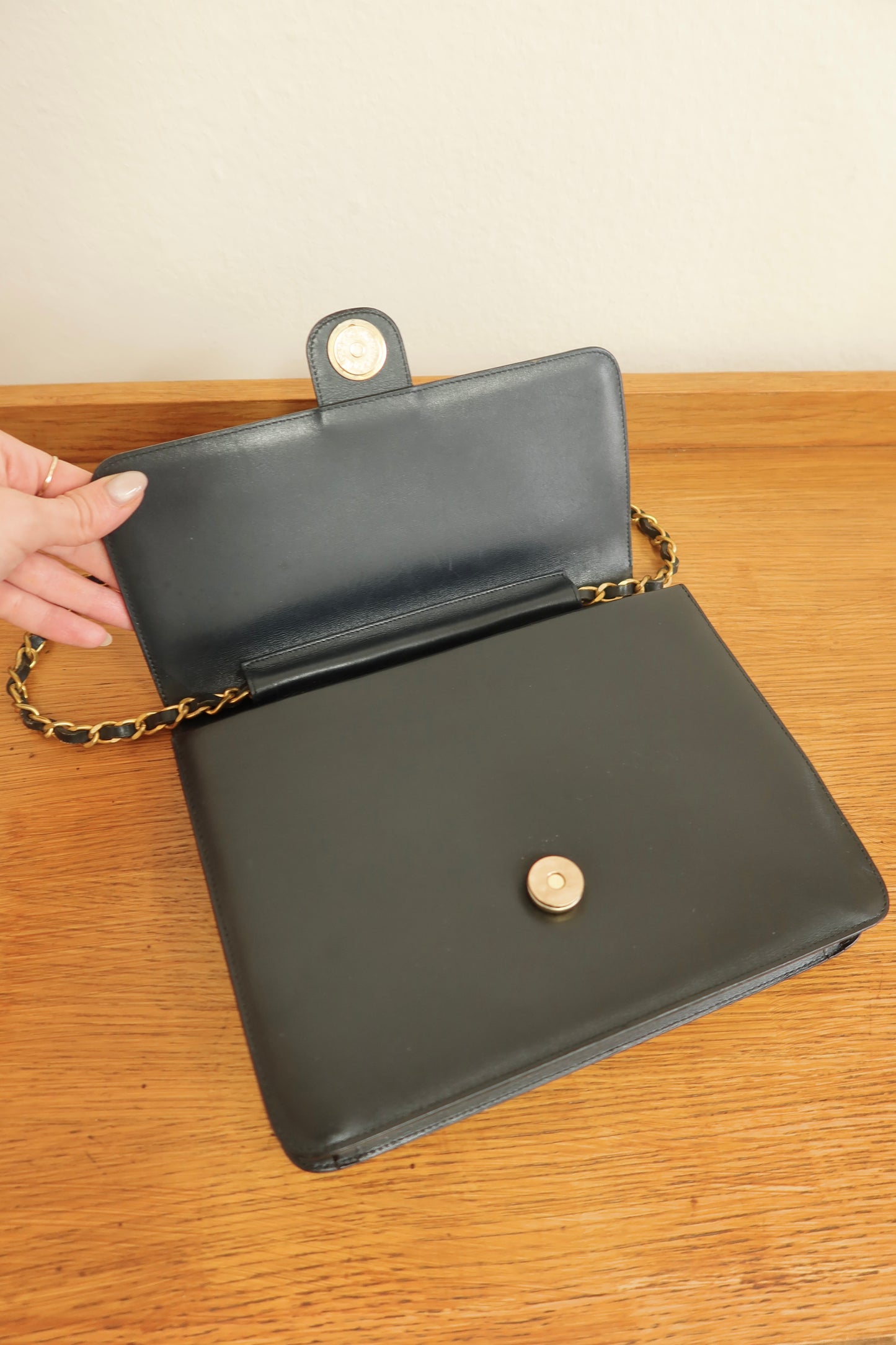CHANEL BOX CALF SINGLE FLAP