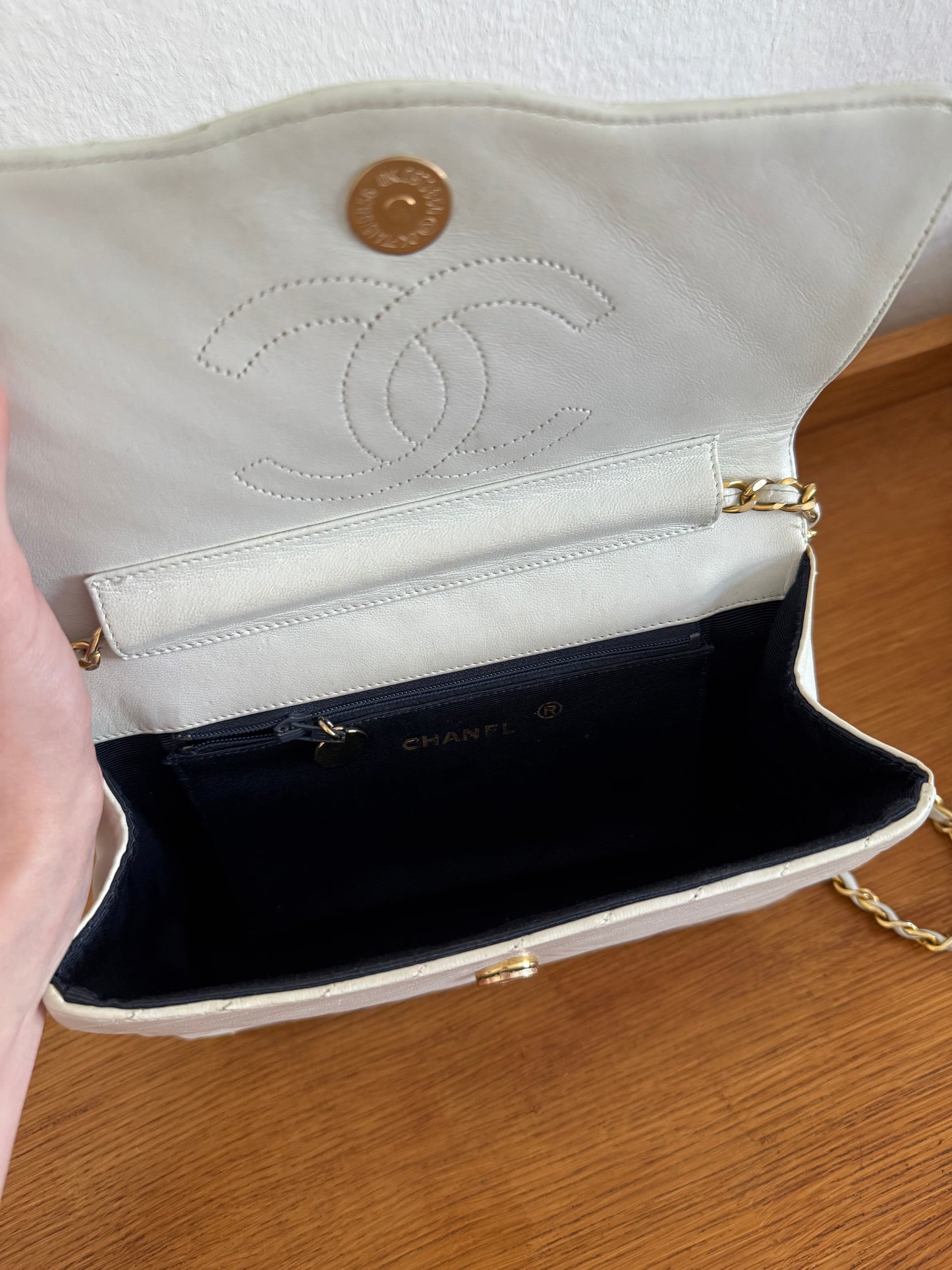 CHANEL DIAGONAL STITCH FLAP OFF WHITE