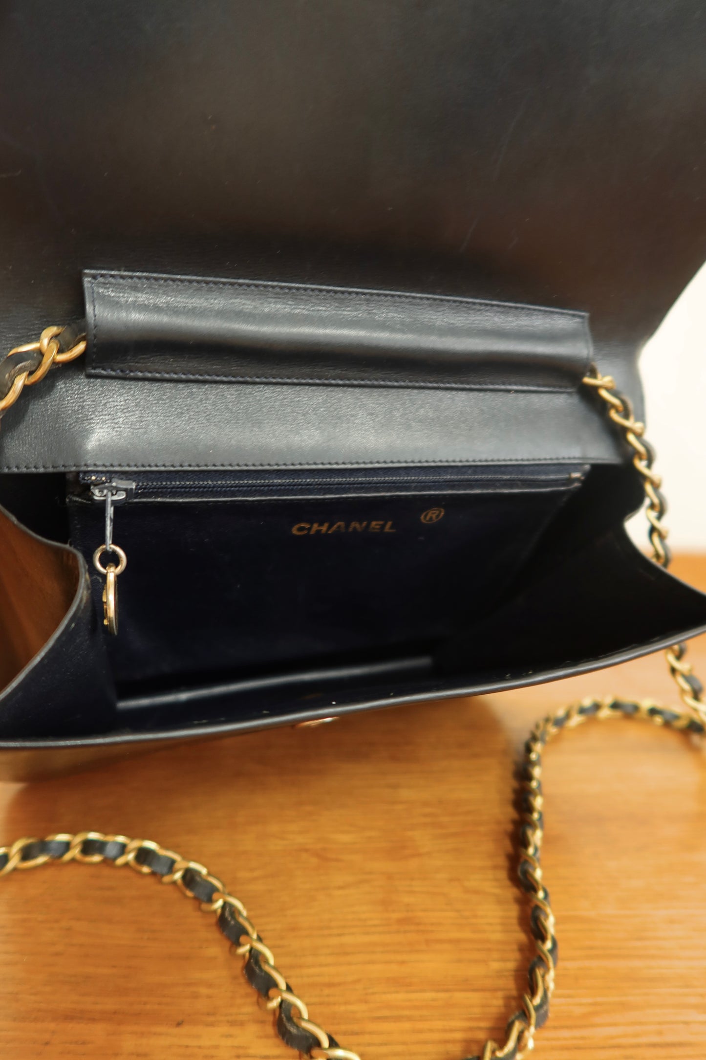 CHANEL BOX CALF SINGLE FLAP