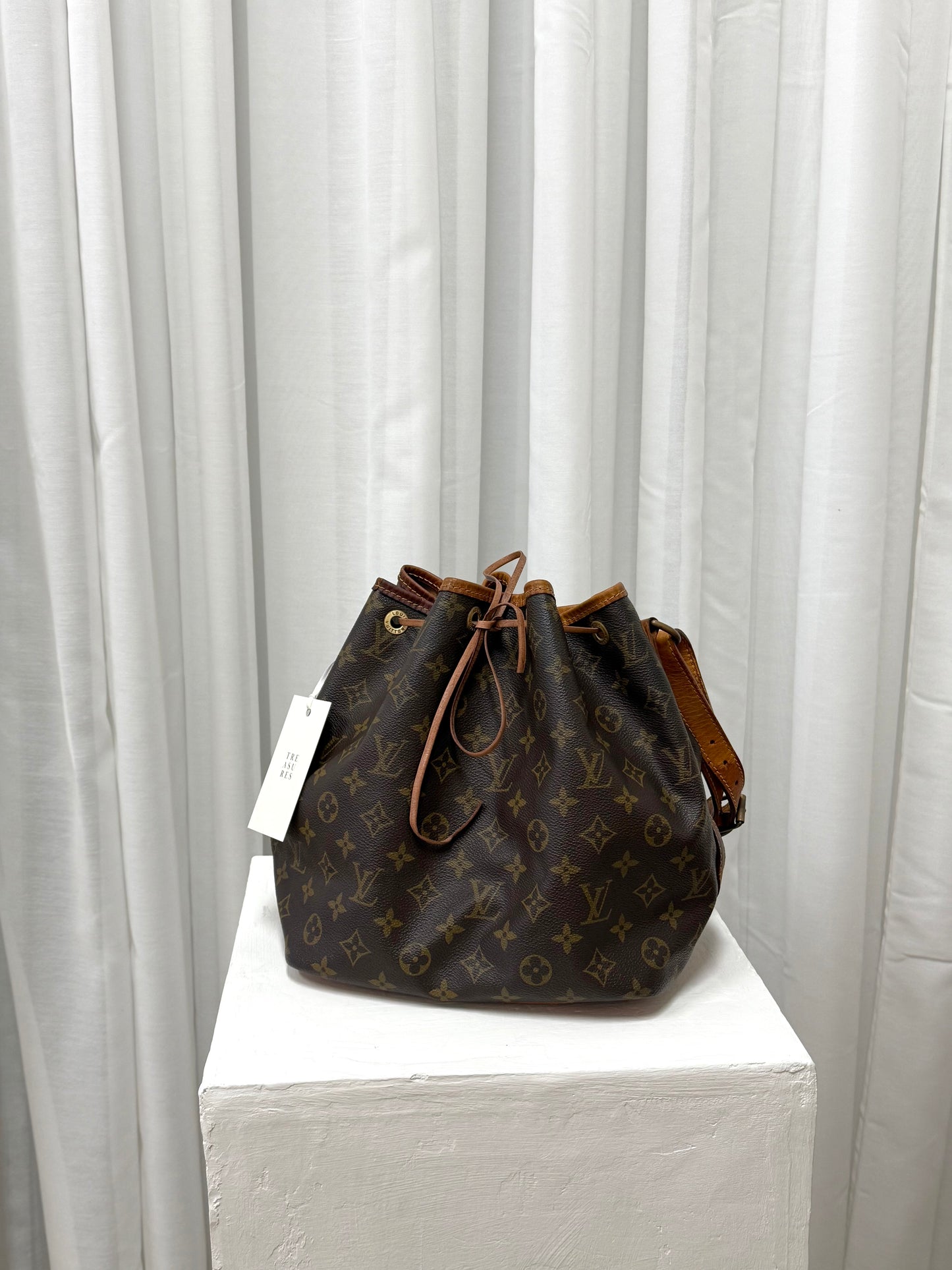 LV PETIT NOÉ MONOGRAM