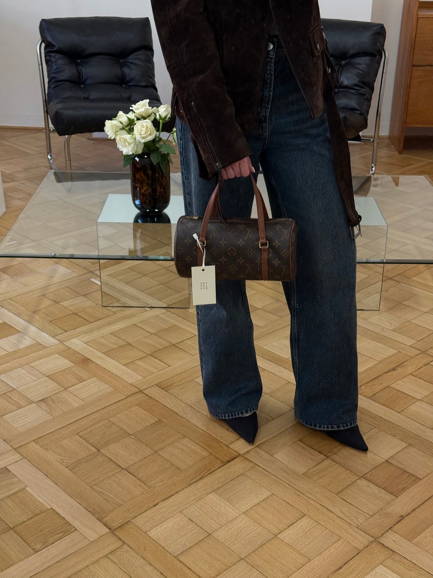 LV PAPILLON 26