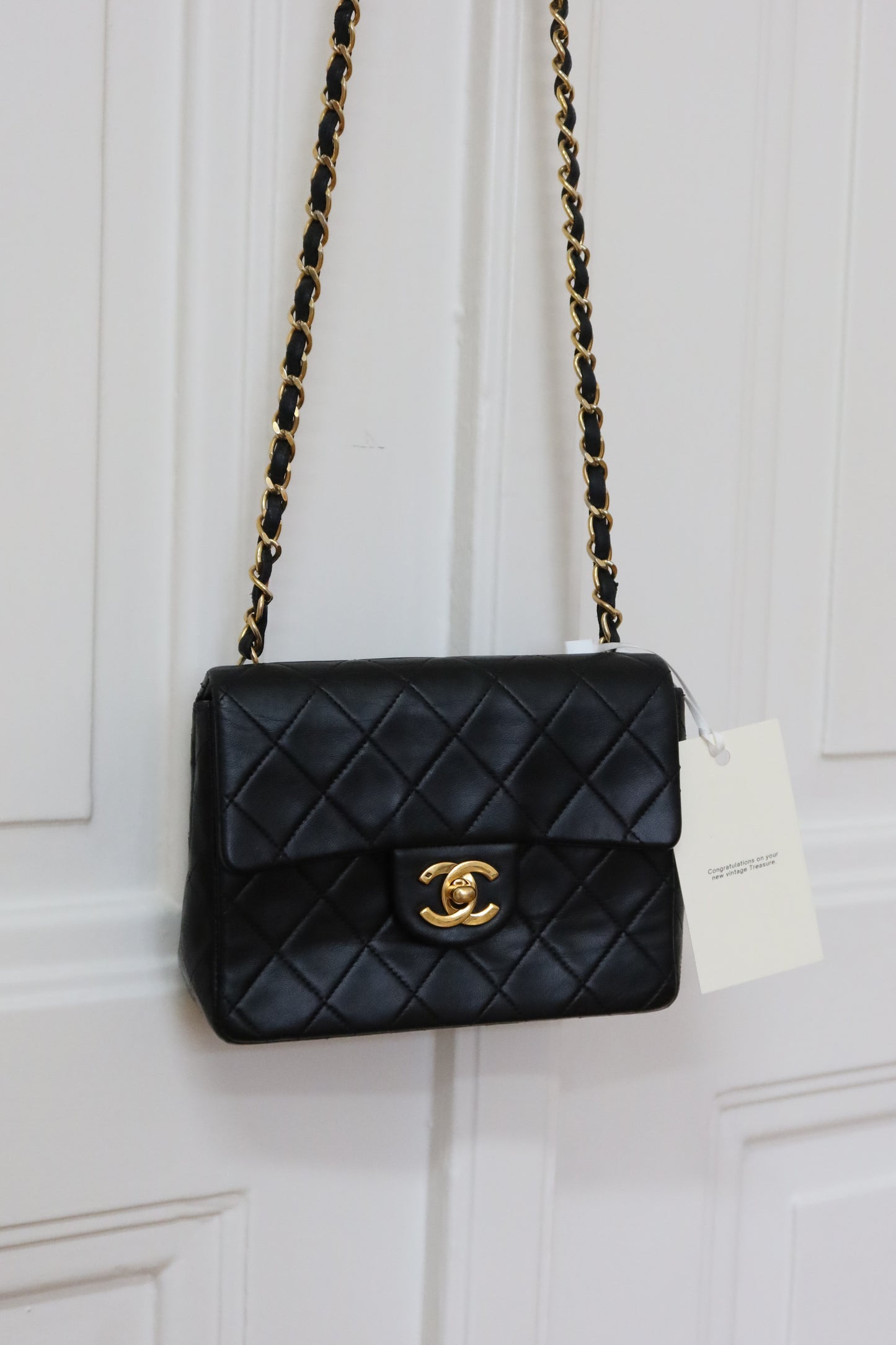 CHANEL SINGLE FLAP BAG BLACK LAMBSKIN