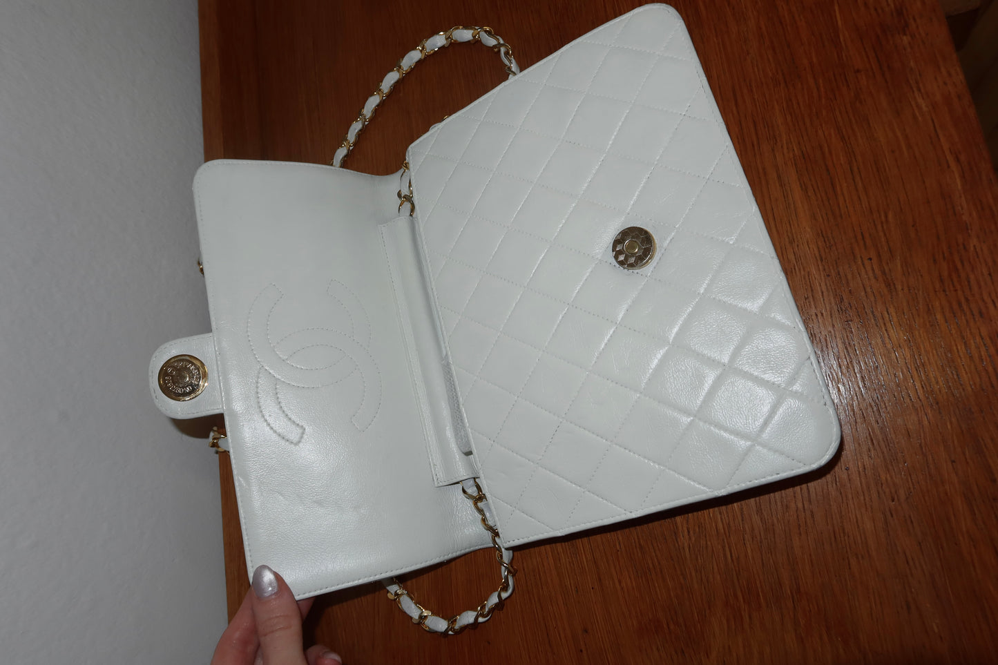 CHANEL 80s SINGLE FLAP BAG CREAM