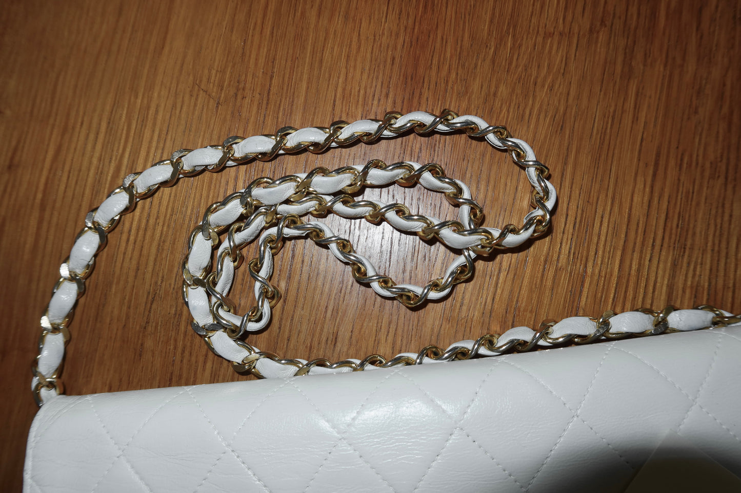 CHANEL 80s SINGLE FLAP BAG CREAM