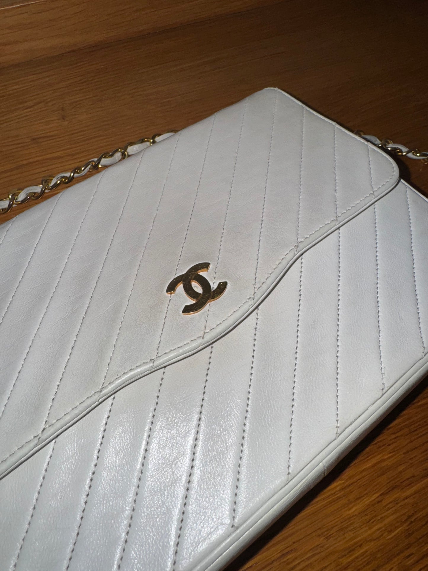 CHANEL DIAGONAL STITCH FLAP OFF WHITE