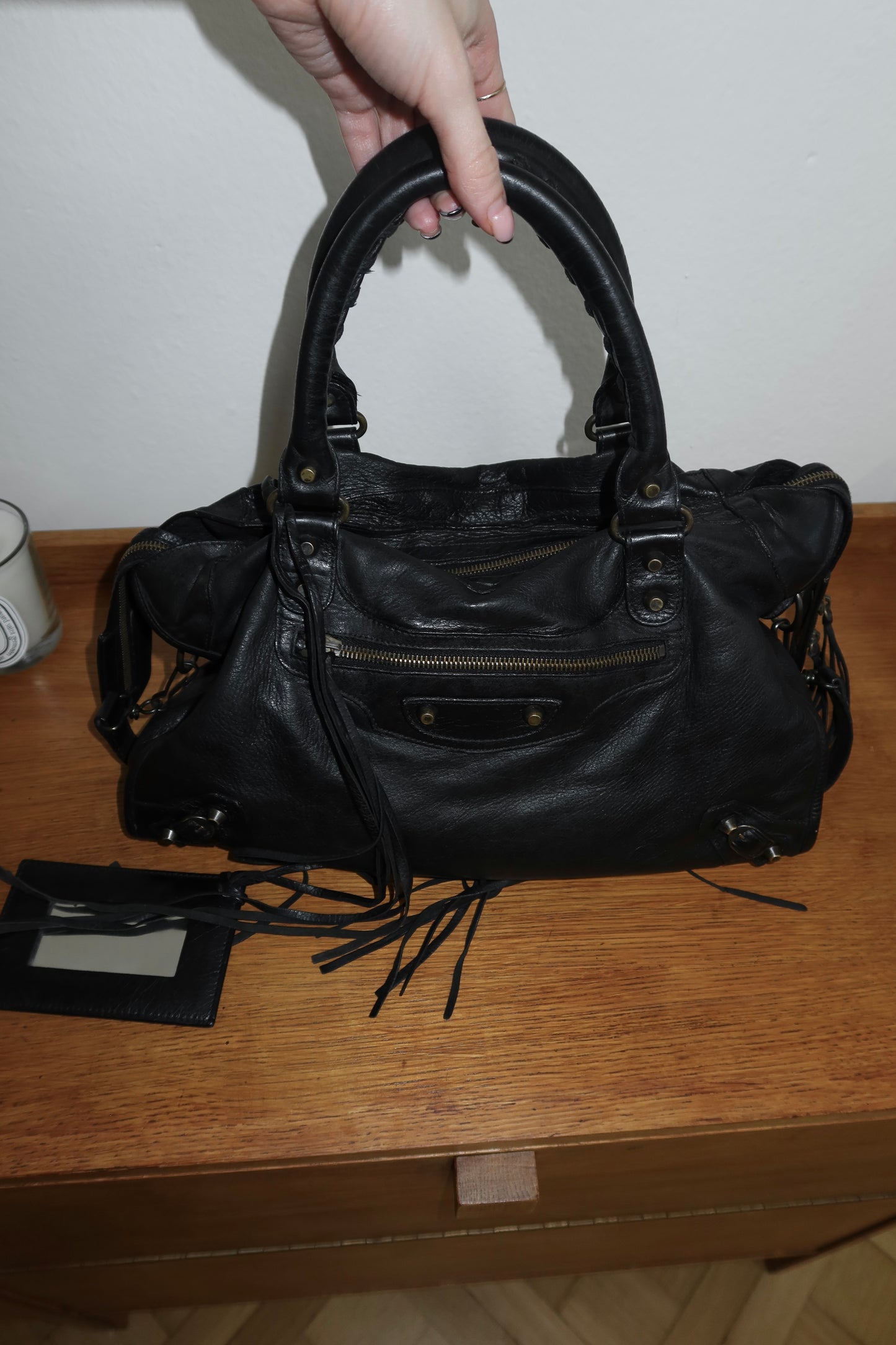 BALENCIAGA CITY BAG IN BLACK GOLD PATINA HW