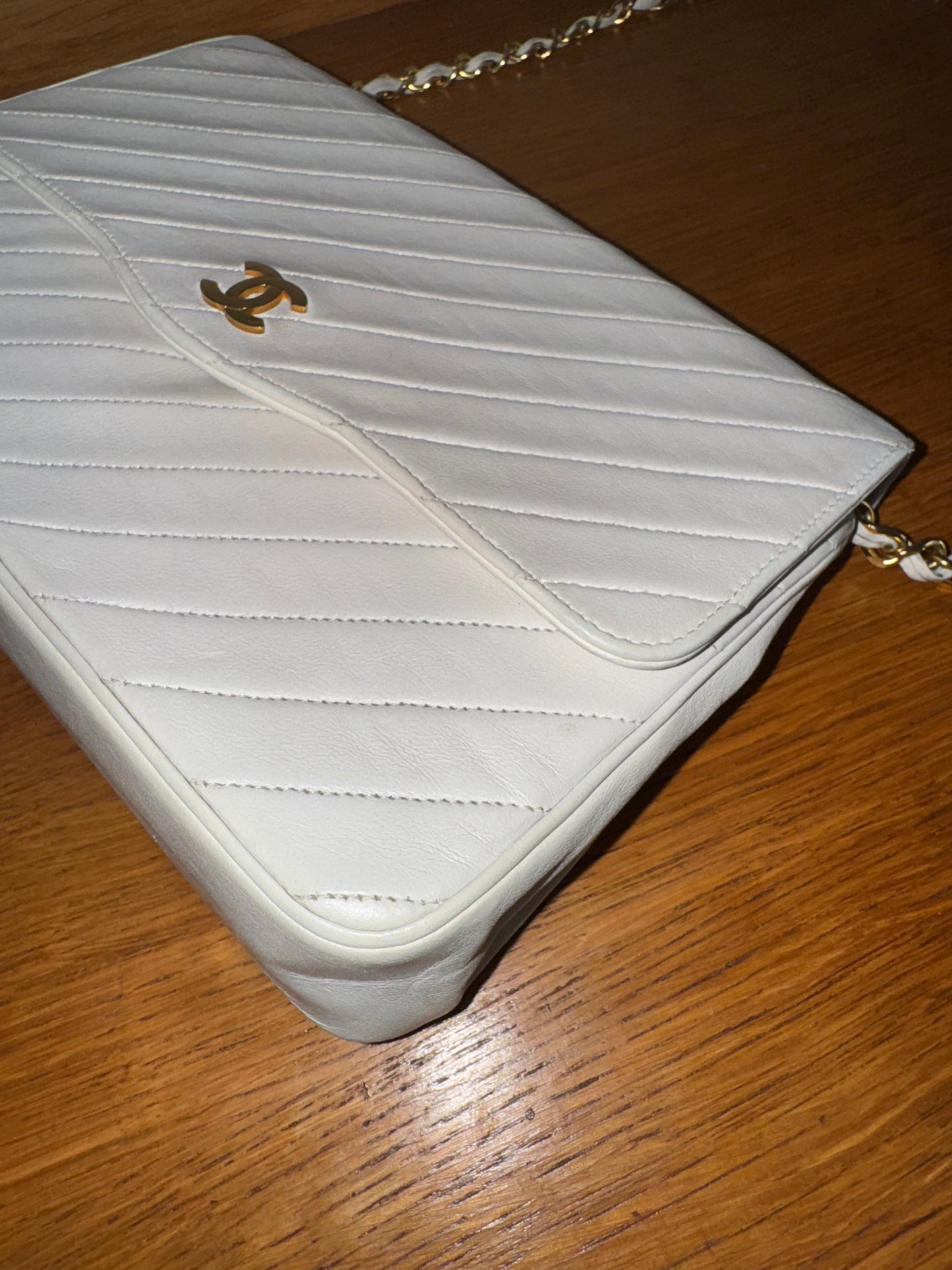 CHANEL DIAGONAL STITCH FLAP OFF WHITE