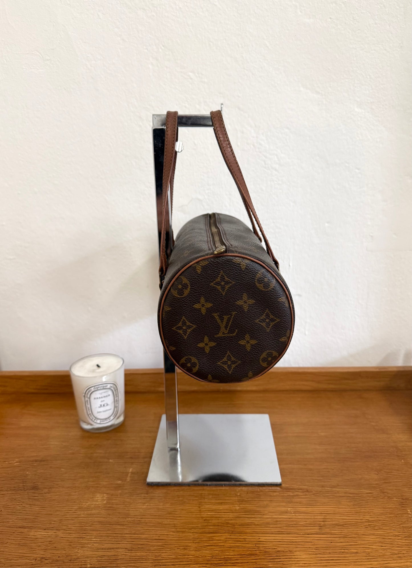 LV PAPILLON 26