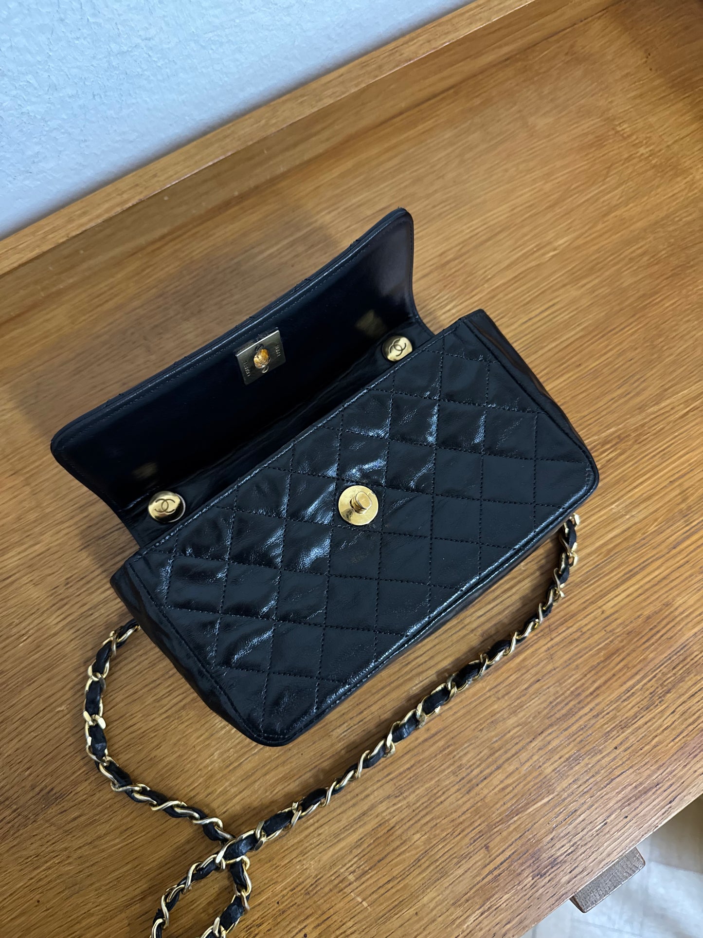 CHANEL MINI SINGLE FLAP CROSSBODY