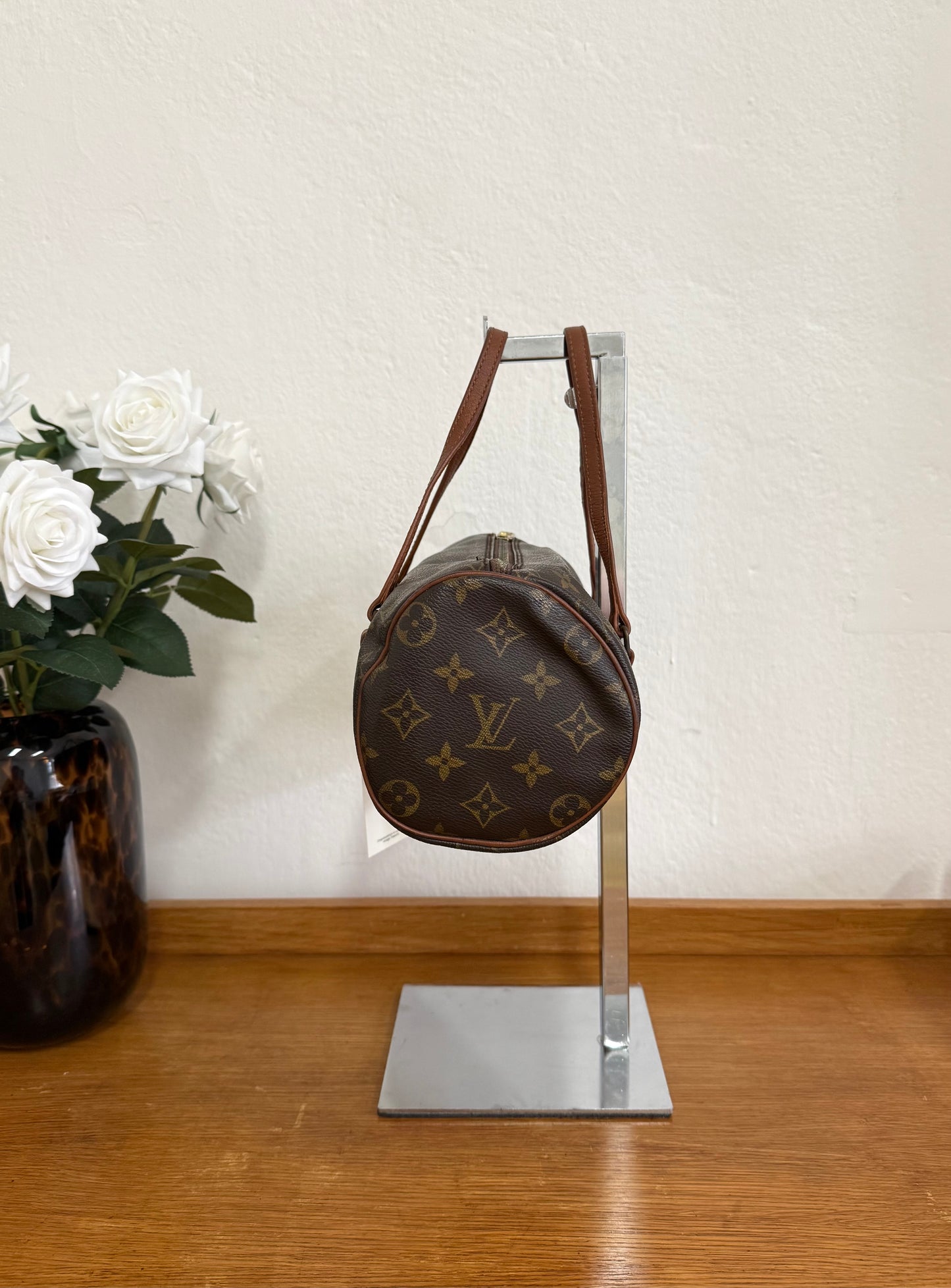 LV PAPILLON 26