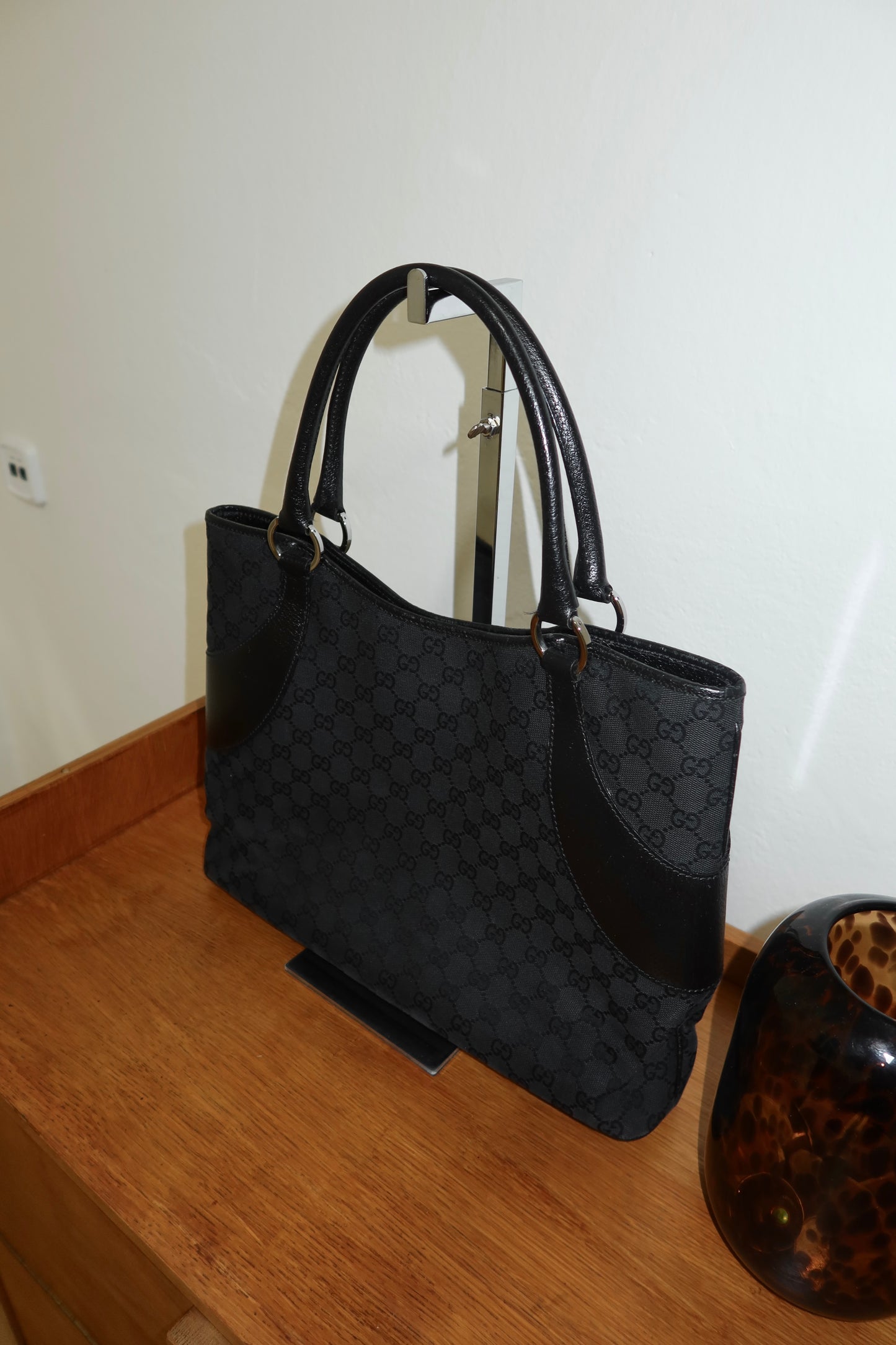 GUCCI GG MONOGRAM BLACK TOTE BAG