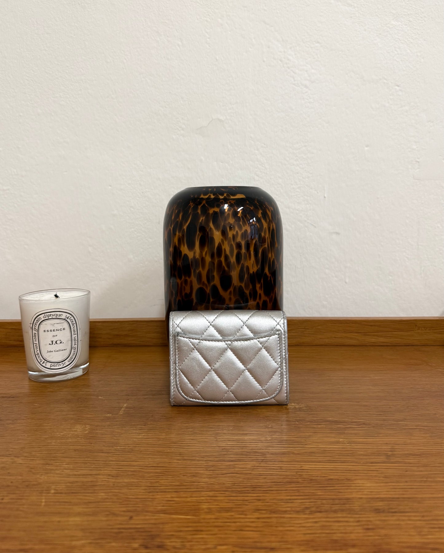 SERIES 22 CHANEL METALLIC SILVER QUILTED WALLET