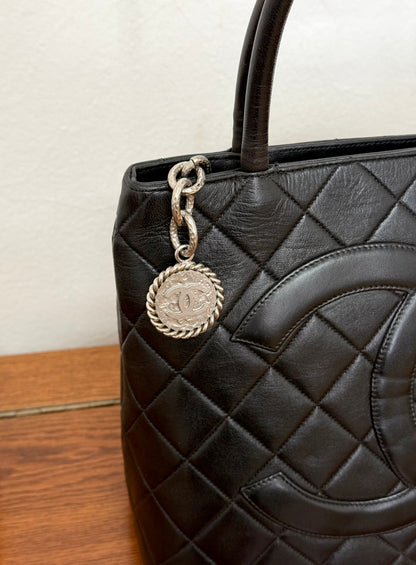 CHANEL MEDALLION TOTE LAMBSKIN SILVER HW