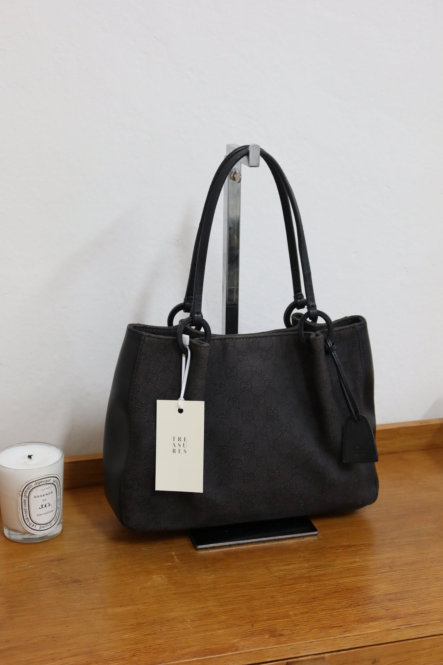 GUCCI GG SHOULDER BAG BLACK & POUCH TOM FORD ERA