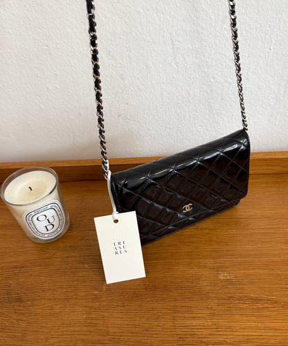 CHANEL PATENT LEATHER WOC BLACK