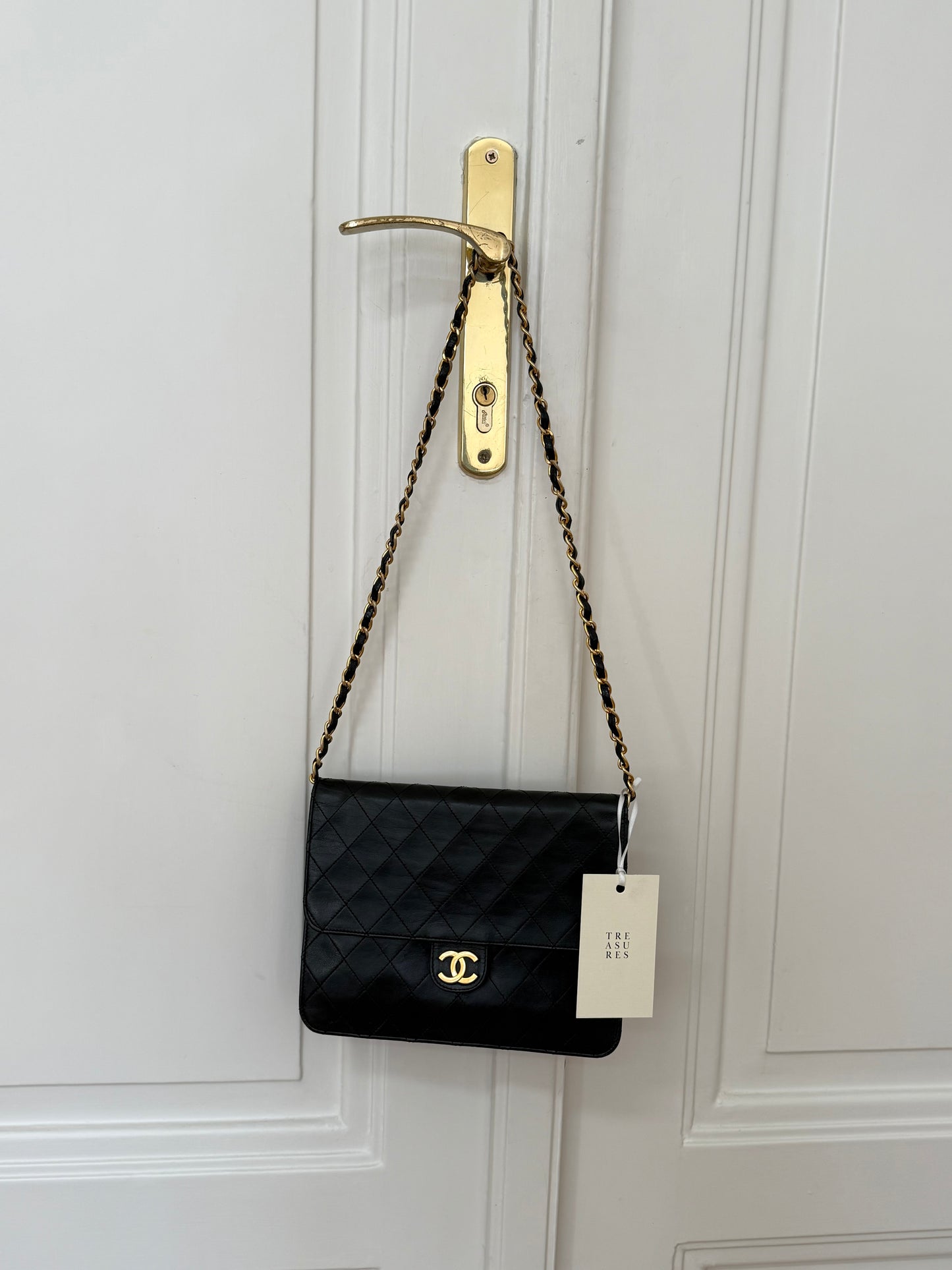 CHANEL CLASSIC SINGLE FLAP BAG LAMBSKIN BLACK 24K GOLD HW