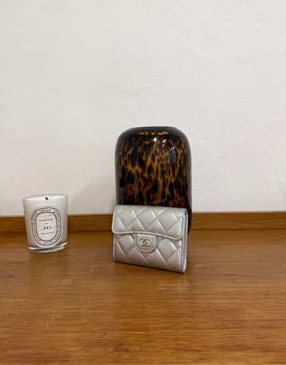 SERIES 22 CHANEL METALLIC SILVER QUILTED WALLET