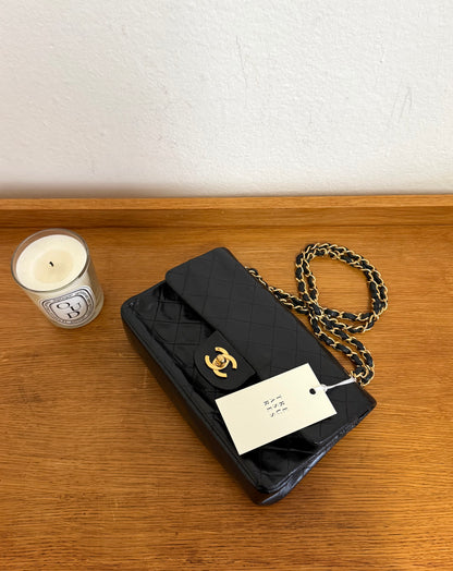 CHANEL CLASSIC DOUBLE FLAP BAG MEDIUM 24K GOLD