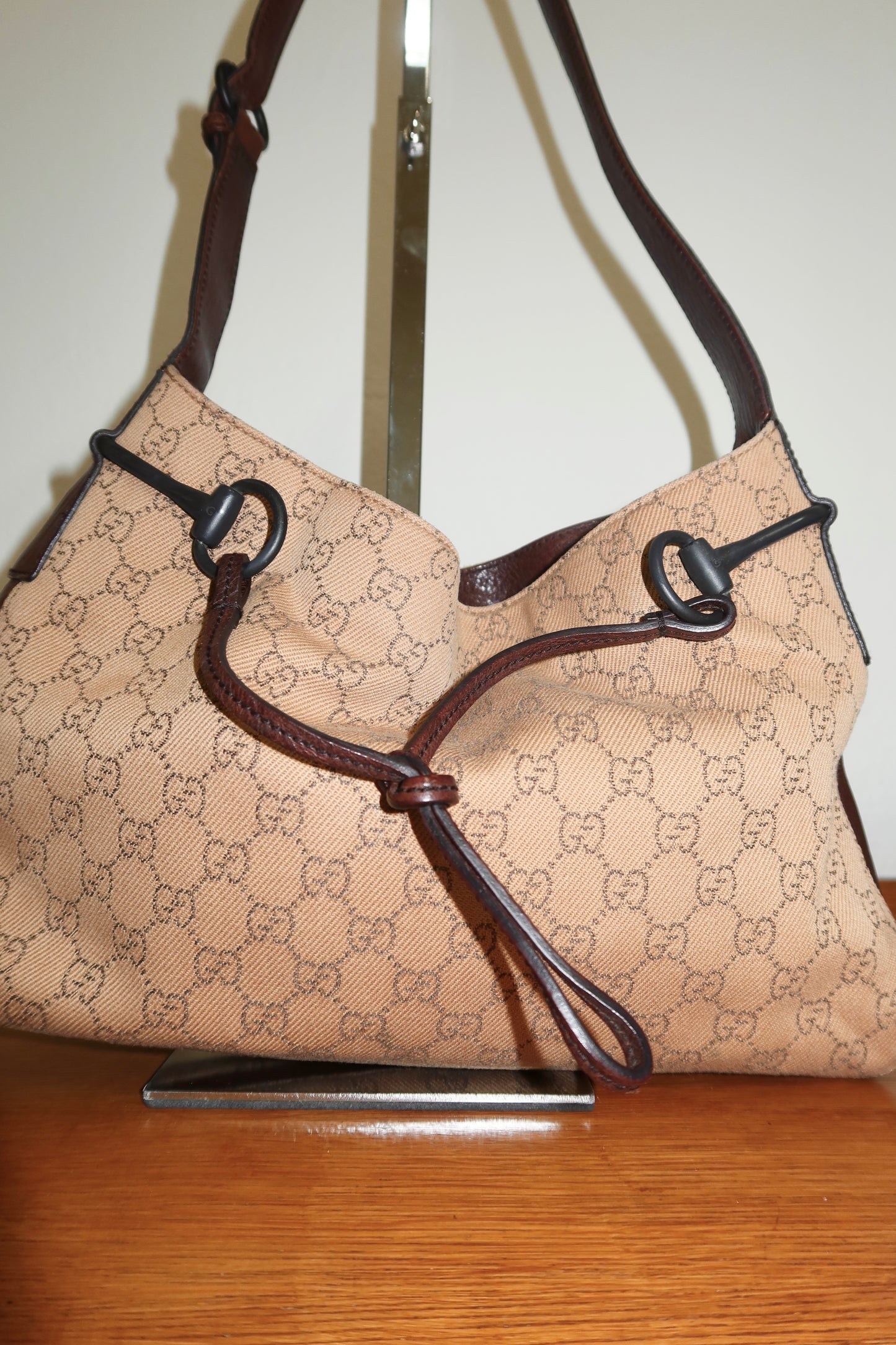 GUCCI HORSEBIT GG SHOULDER BAG