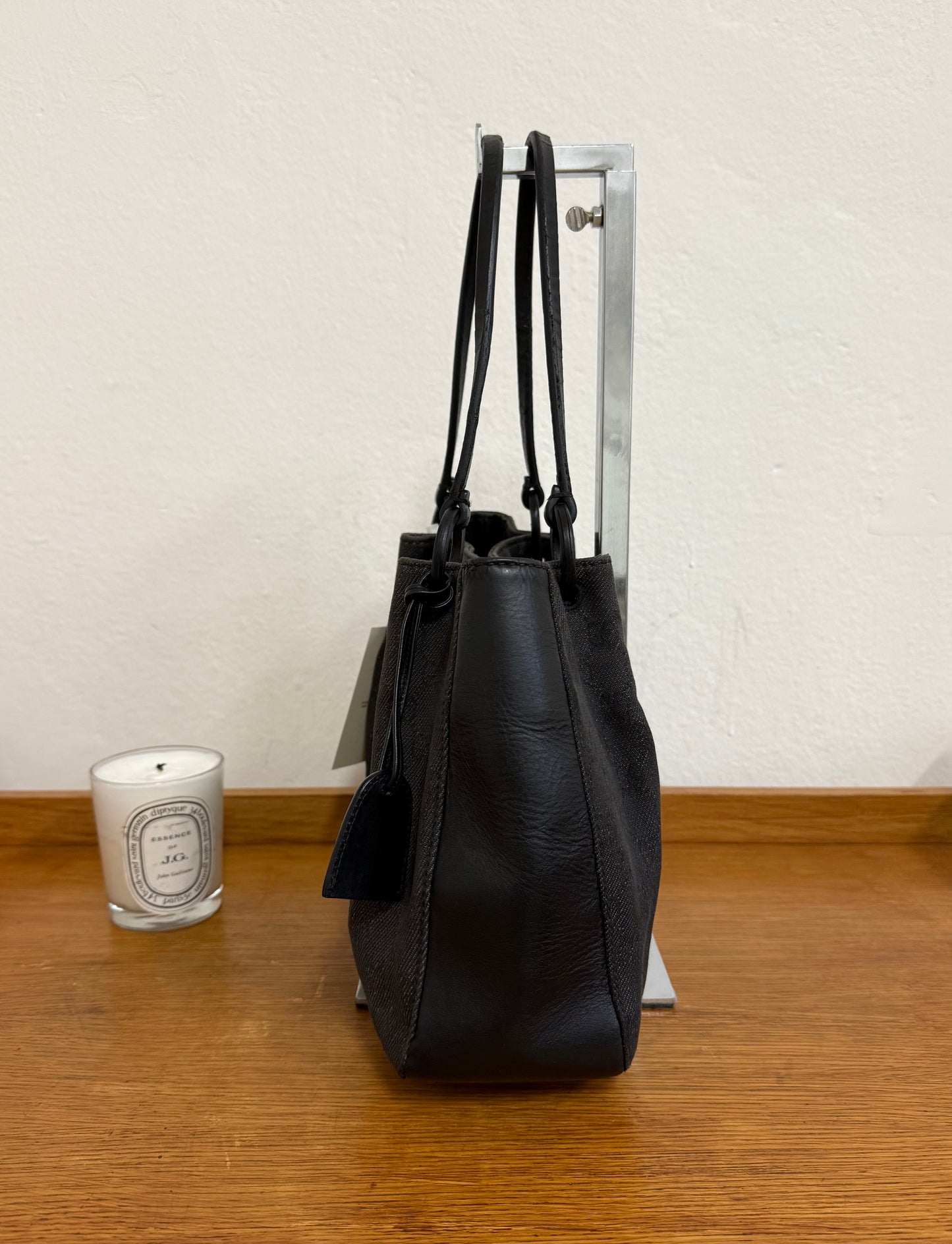 GUCCI GG SHOULDER BAG BLACK & POUCH TOM FORD ERA