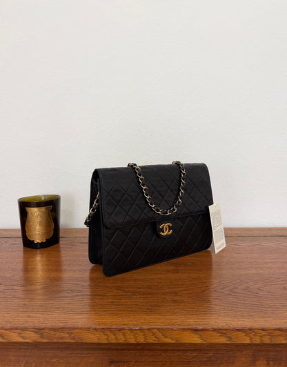 CHANEL BLACK SINGLE FLAP LAMBSKIN 24K GOLD HW