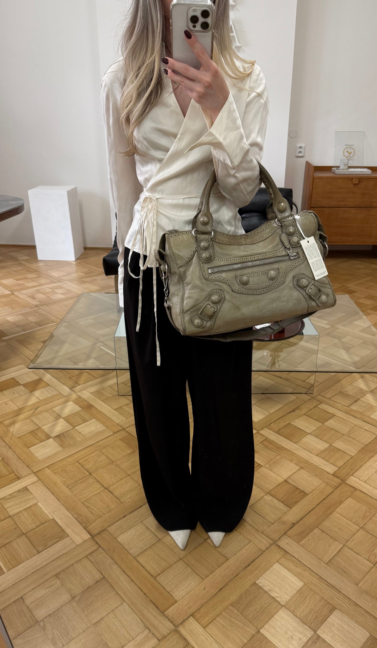BALENCIAGA CITY BAG ECRU