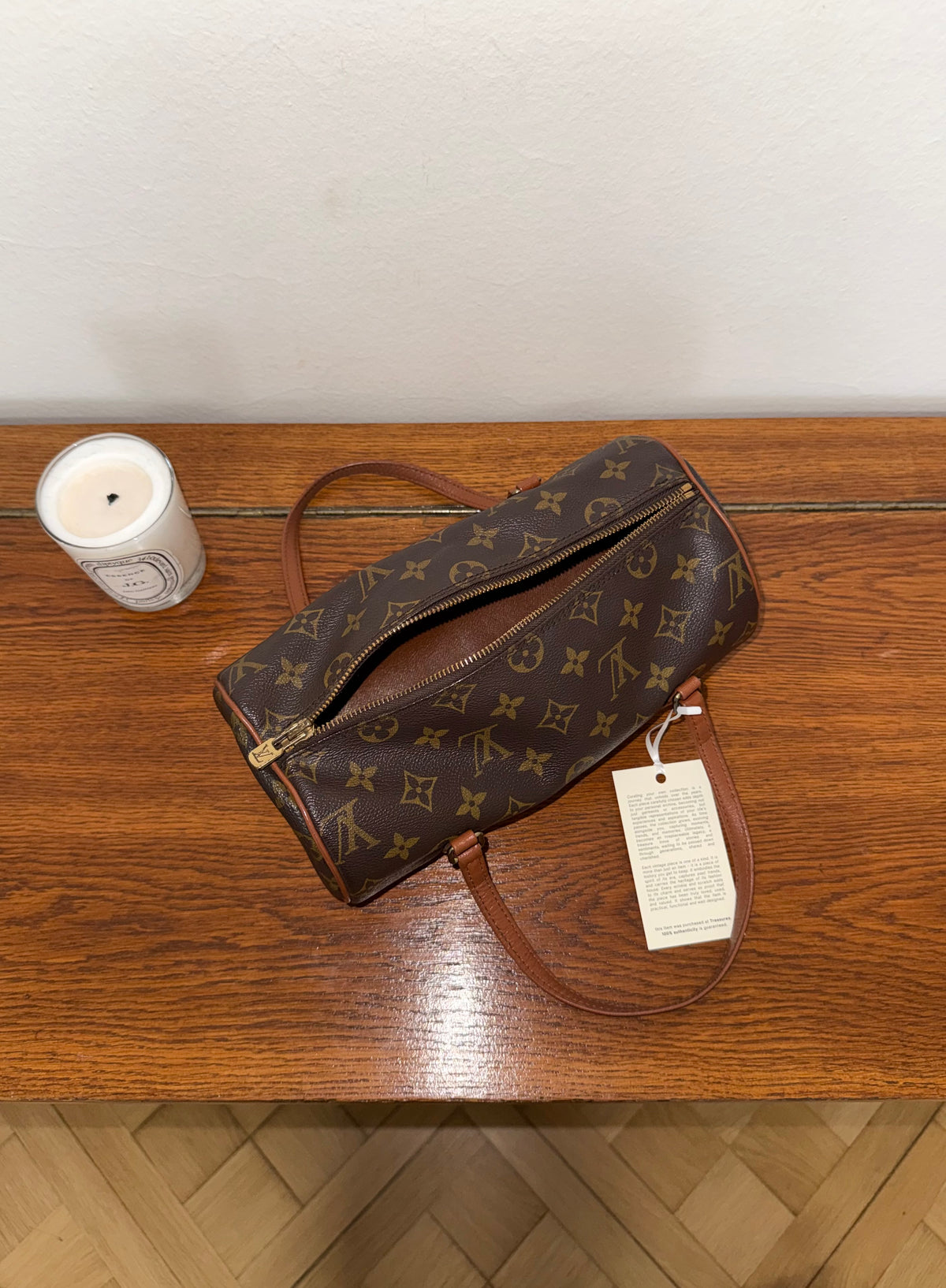 LV PAPILLON 26