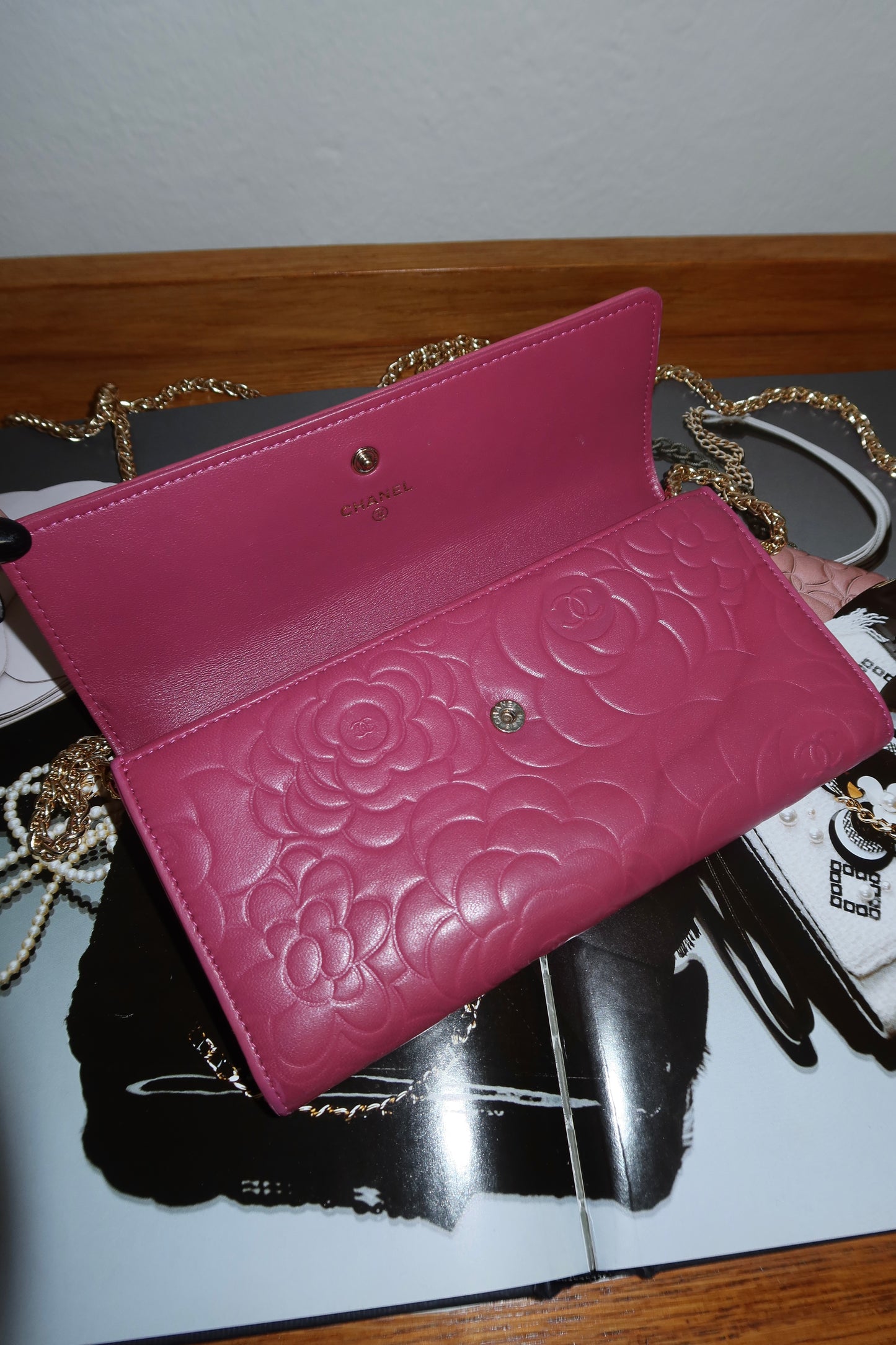 CHANEL WALLET PINK CAMELLIA GOLD