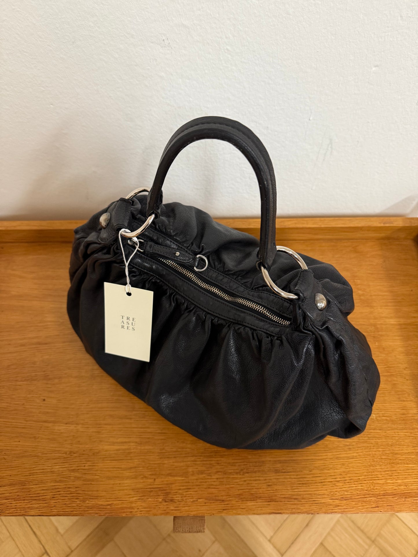MIU MIU HOBO BAG BLACK