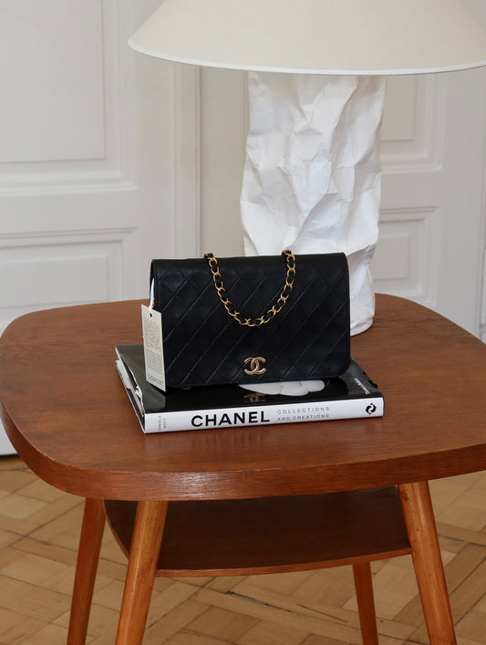 Chanel Full Flap Bag Lambskin Black 24K Gold HW
