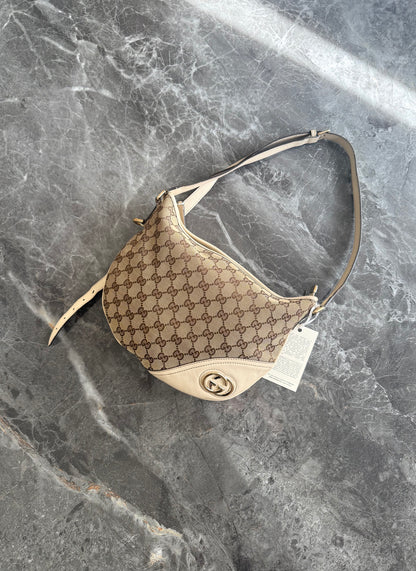 Gucci Sukey crossbody z GG canvasu se zlatým hardwarem, foto 9