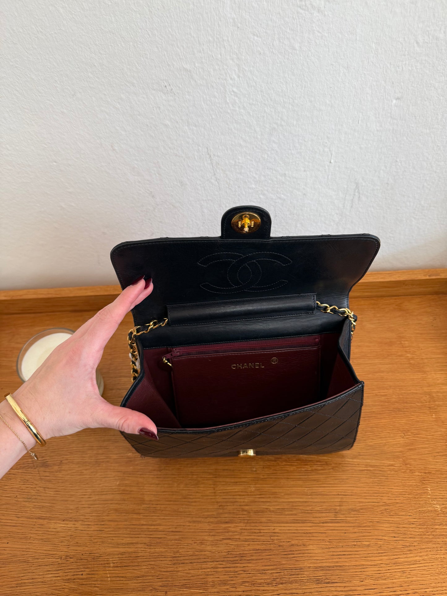 CHANEL CLASSIC SINGLE FLAP BAG LAMBSKIN BLACK 24K GOLD HW