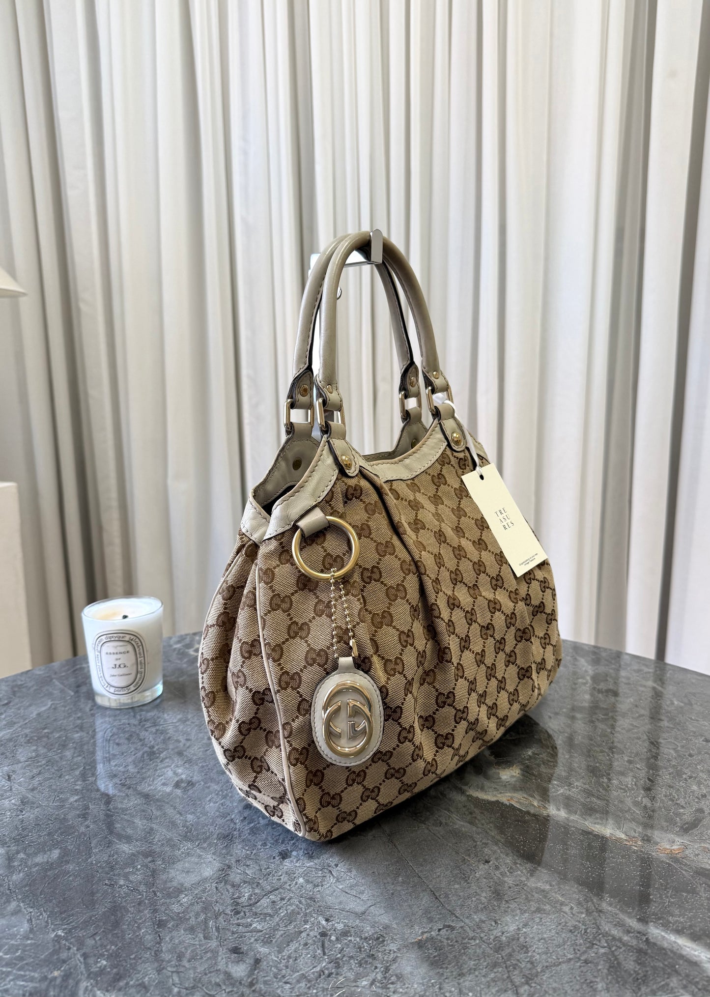GUCCI SUKEY GG CANVAS TOTE BAG