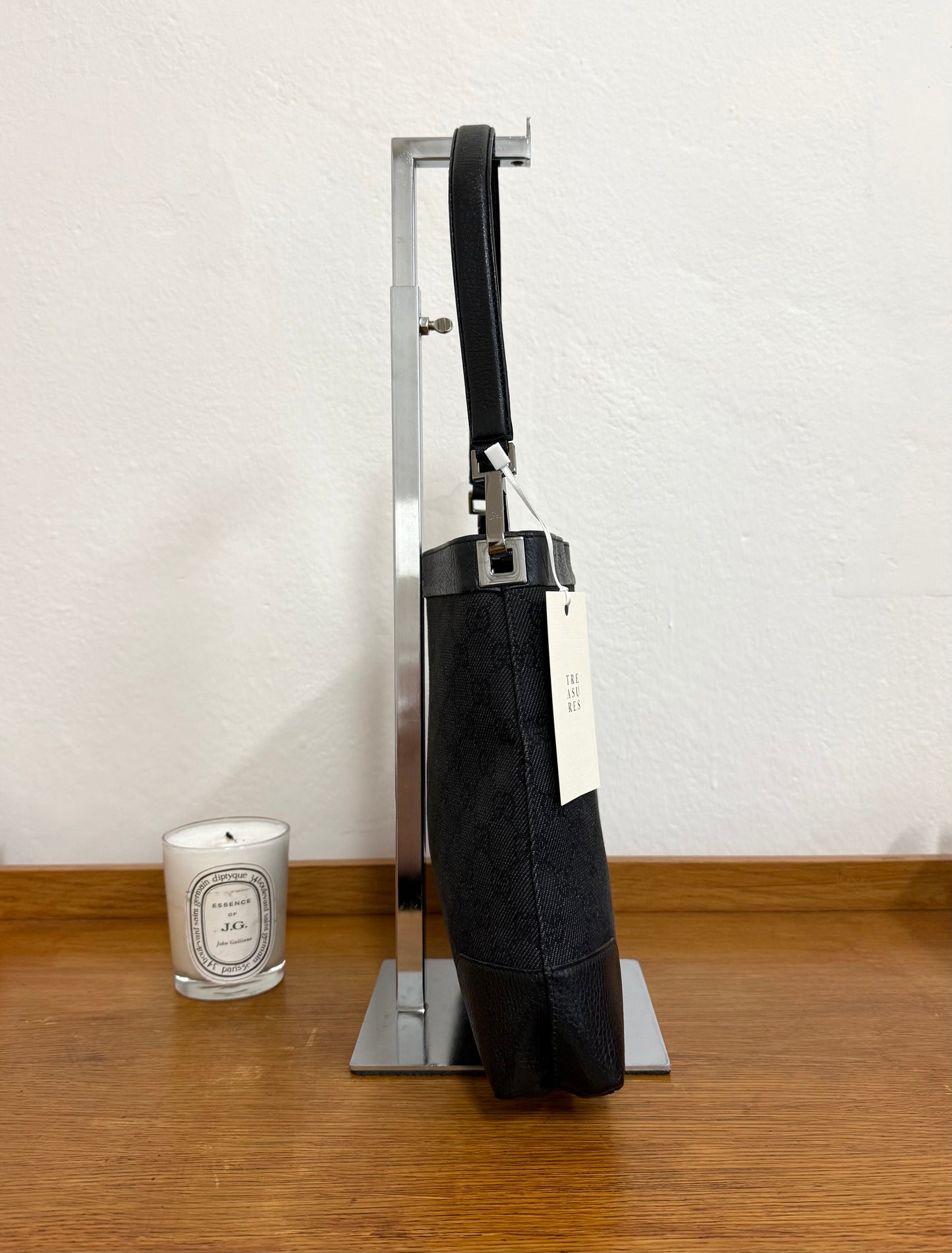 GUCCI GG MONOGRAM SHOULDER BAG BLACK