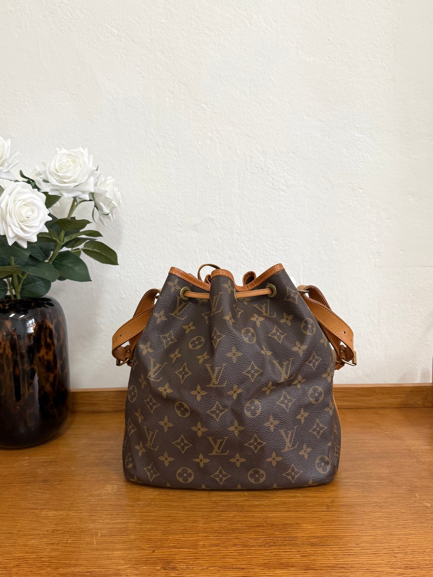 LV PETIT NOÉ MONOGRAM