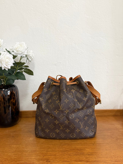 LV PETIT NOÉ MONOGRAM
