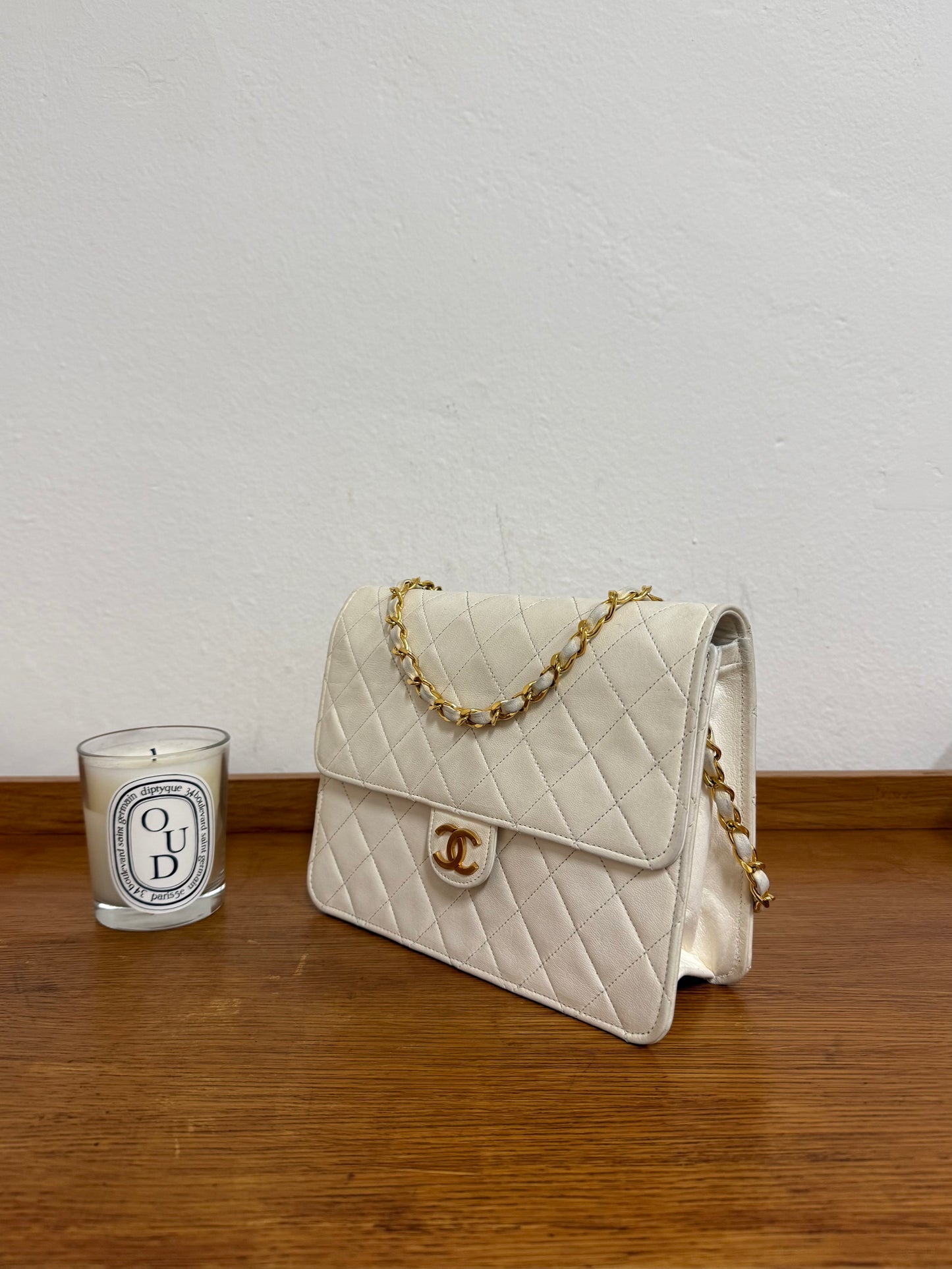 CHANEL CLASSIC SINGLE FLAP BAG LAMBSKIN WHITE 24K GOLD HW