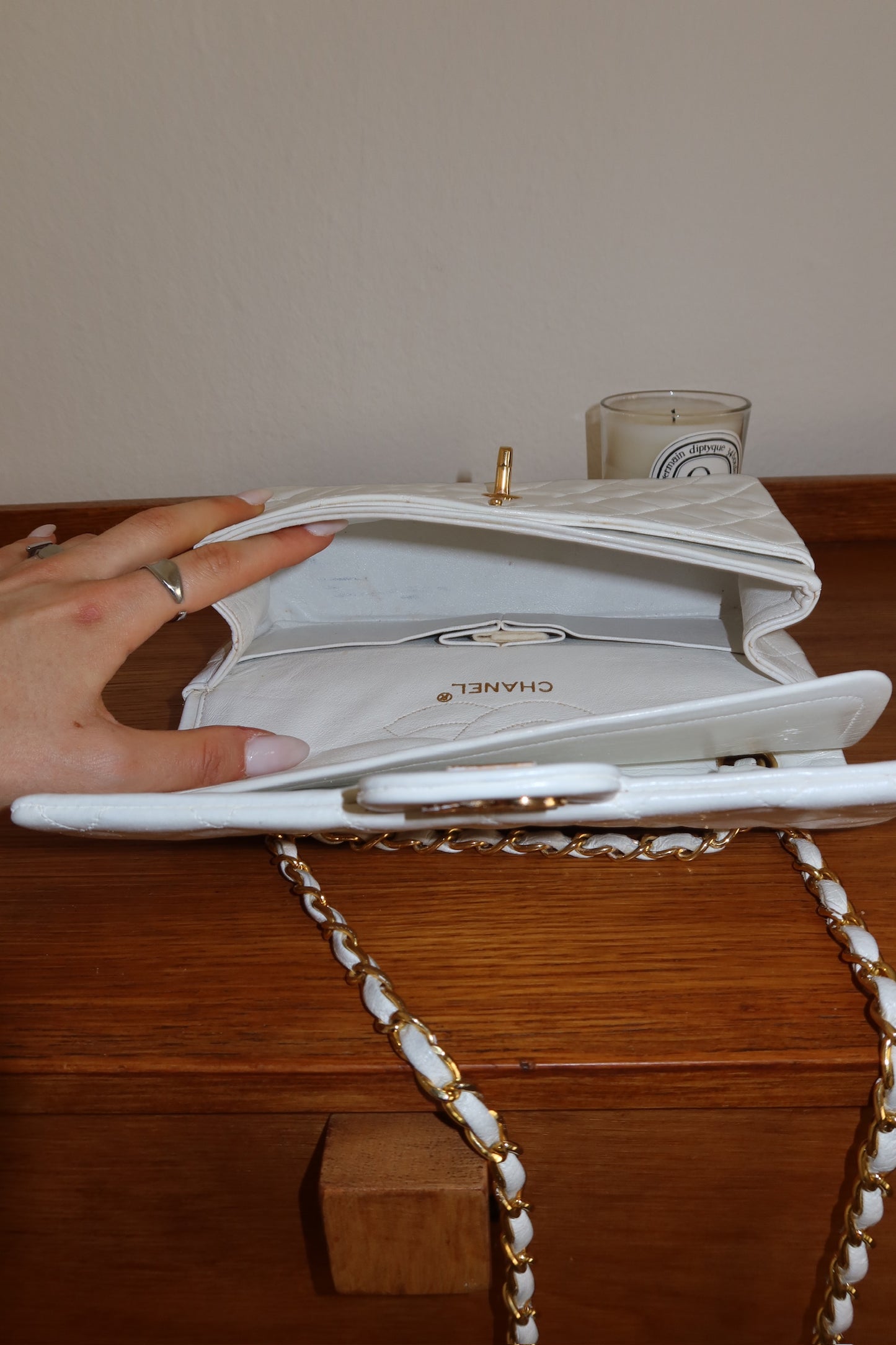 CHANEL DOUBLE FLAP BAG SMALL IN WHITE
