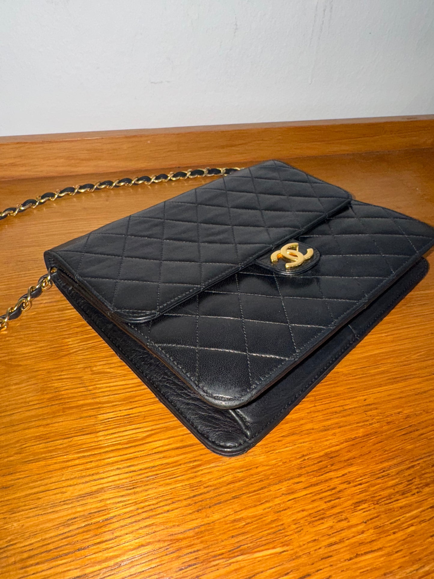CHANEL LAMBSKIN SINGLE FLAP BAG & BOX & ENTRUPY