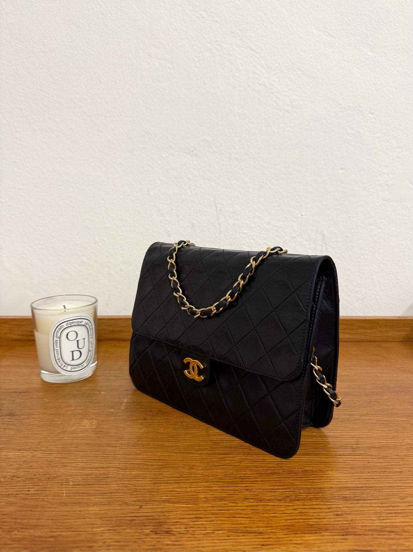 CHANEL CLASSIC SINGLE FLAP BAG LAMBSKIN BLACK 24K GOLD HW