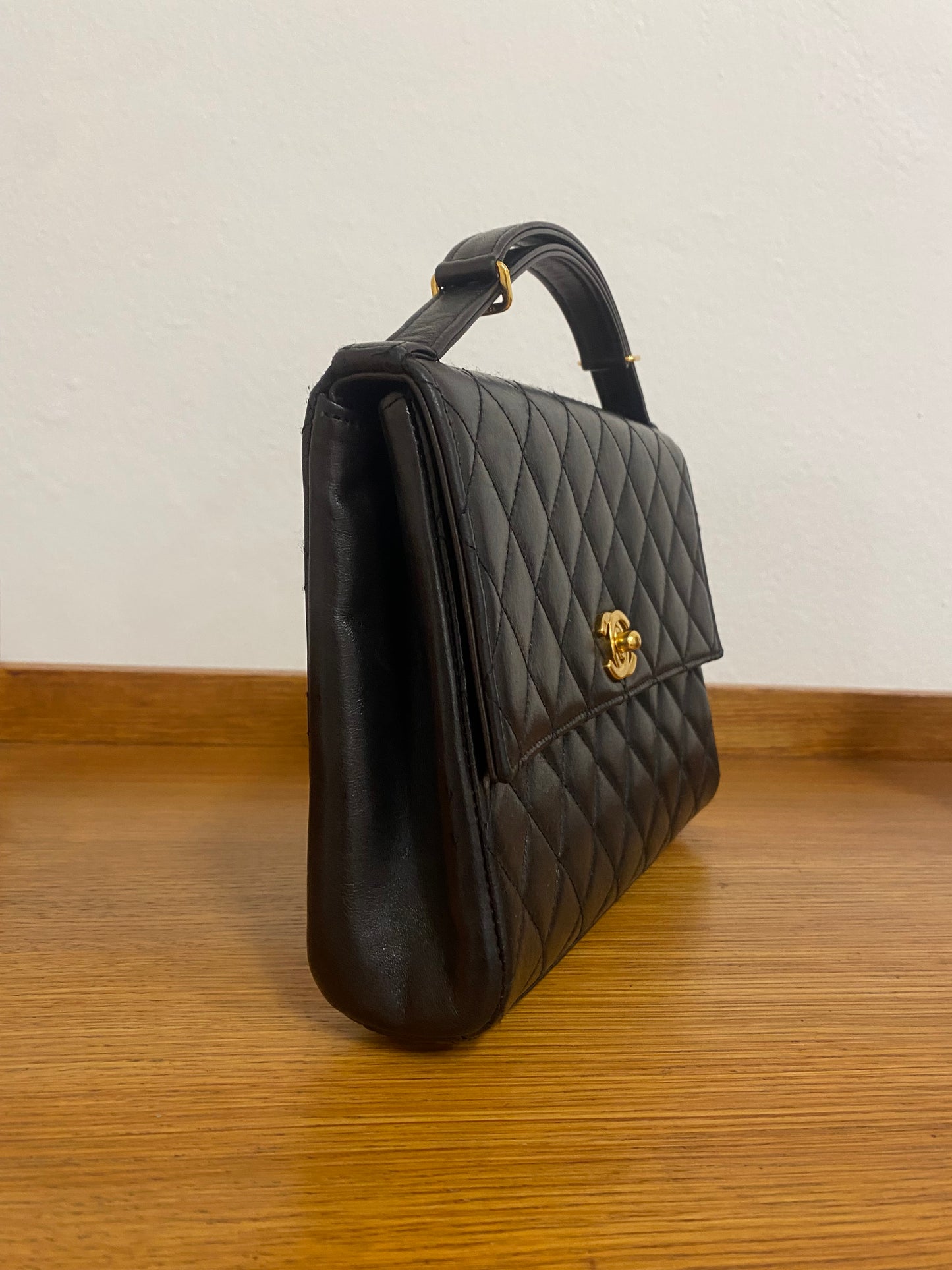 CHANEL TOP HANDLE FLAP TWIST LOCK